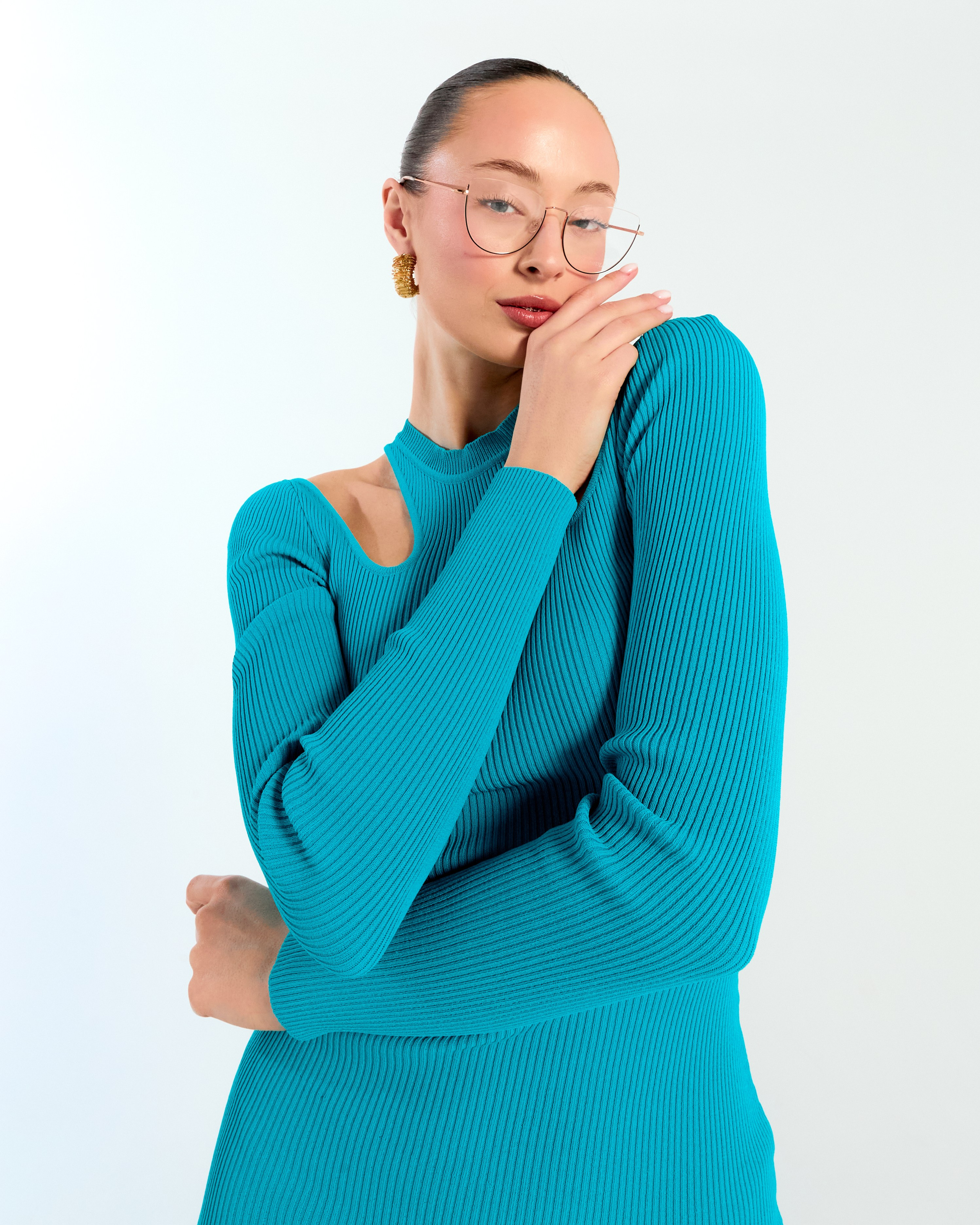 Glazburg optics. Святослав Лебедев | Рекламный фотограф — Коммерческая съемка, Арт-дирекшн, AI-интеграция