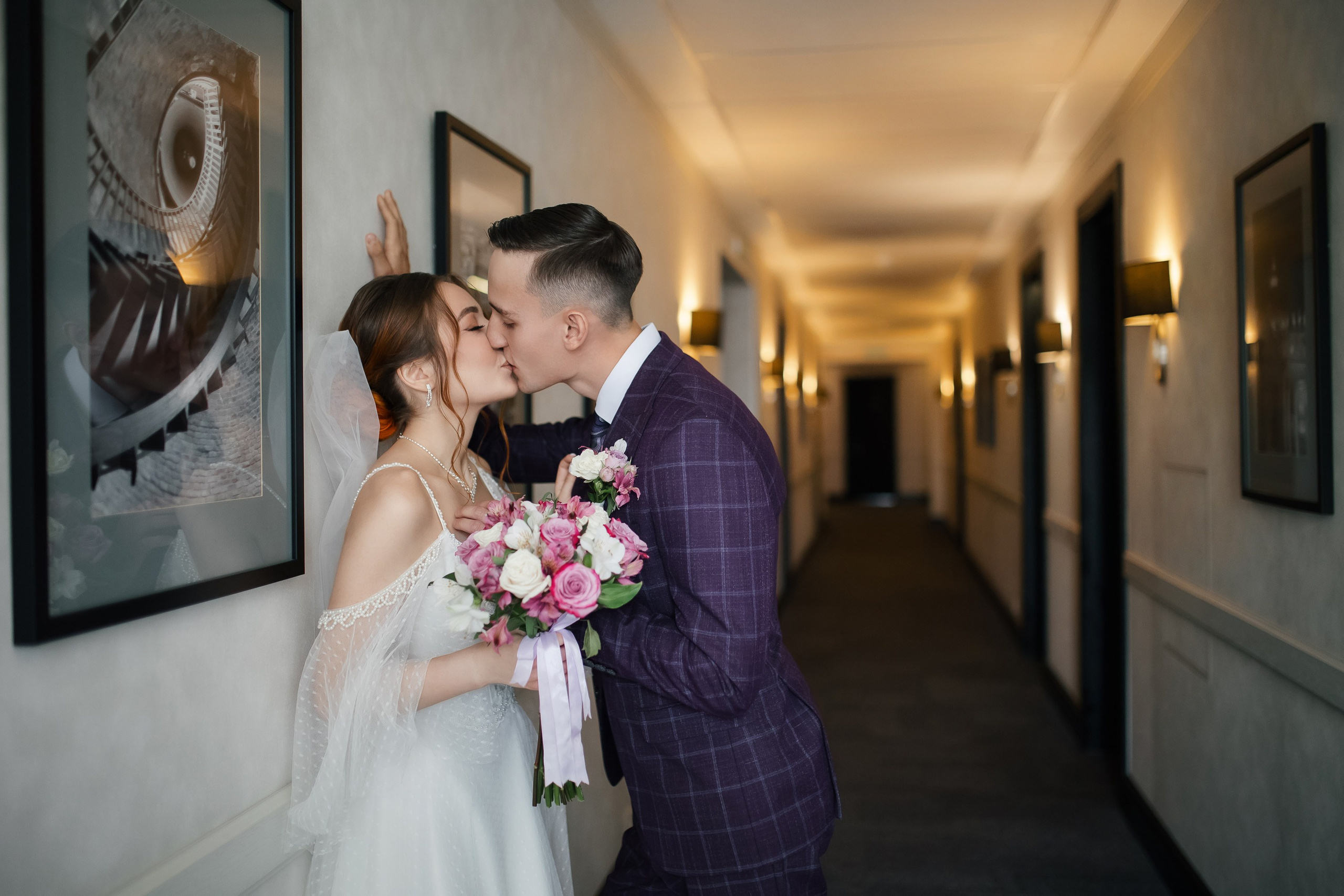 Ксения и Максим. Сборы Sopka. Прогулка по городу. Свадебный фотограф в Хабаровске