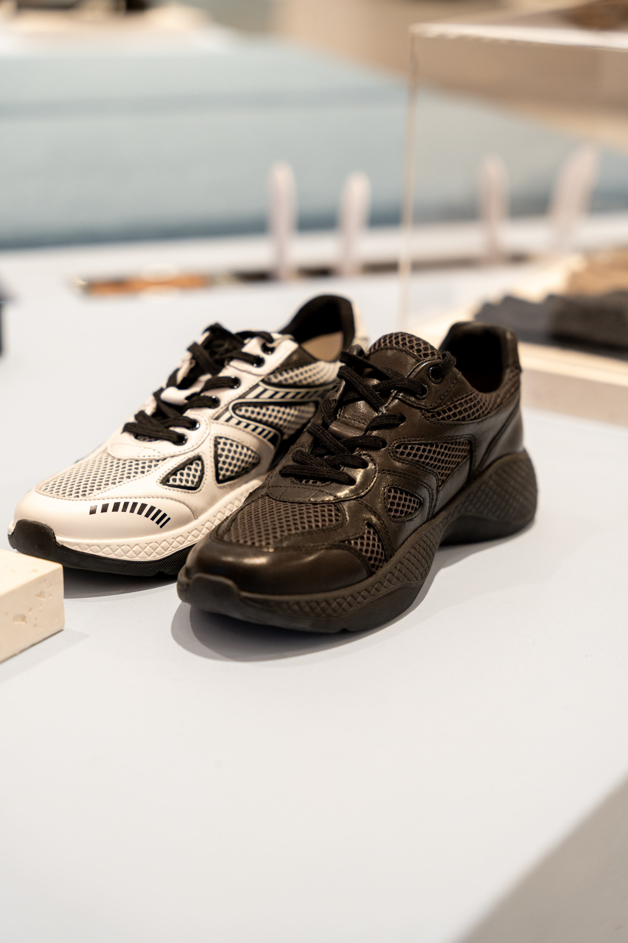 Интерьерная фотосъемка магазина Ekonika в Краснодаре — обувной бренд Профессиональная фотосъемка Ekonika — фирменный магазин в Краснодаре. Шедевры для Вас! Фотограф и Видеограф в Краснодаре Пахиев Руслан