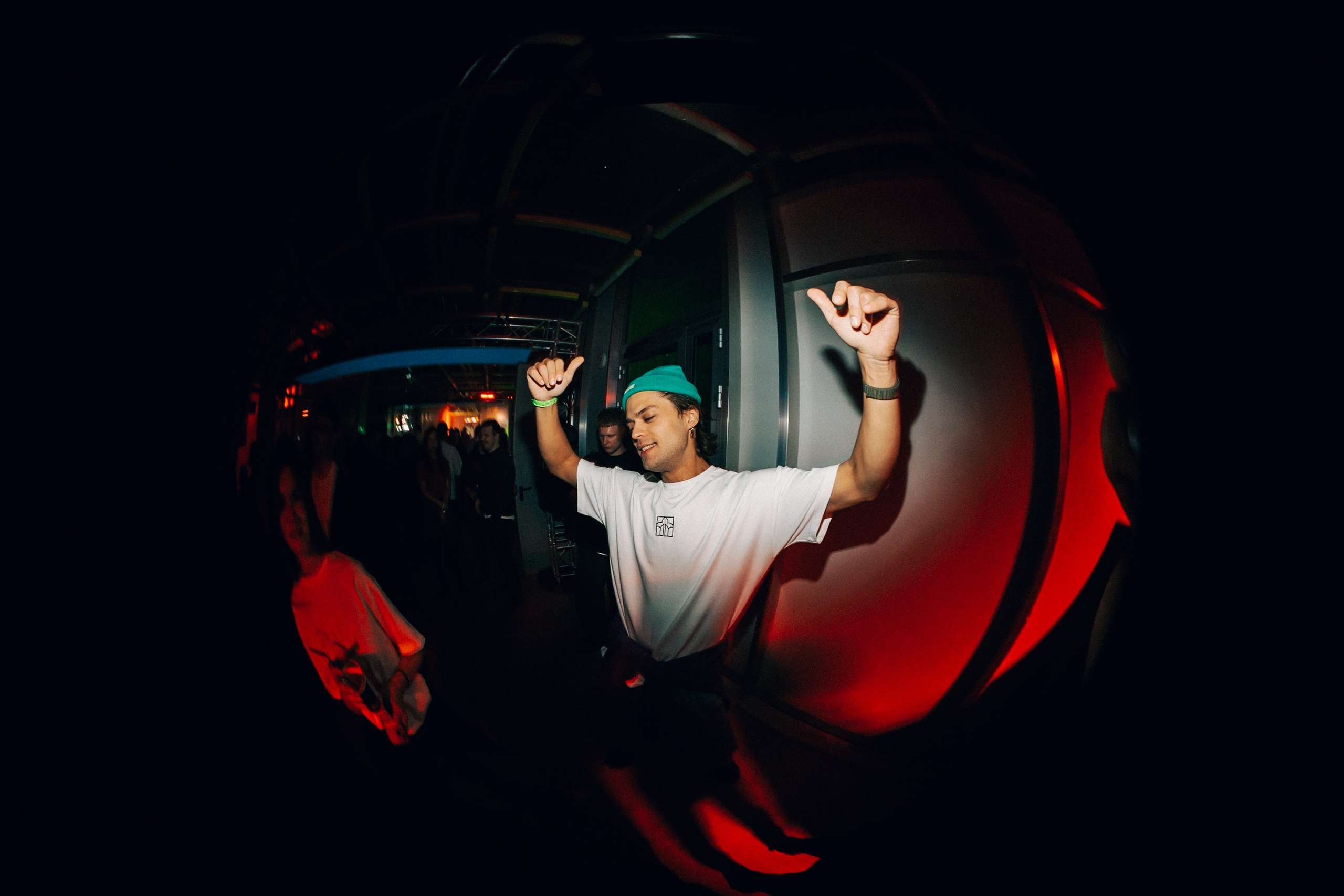 Ночная смена. Главная