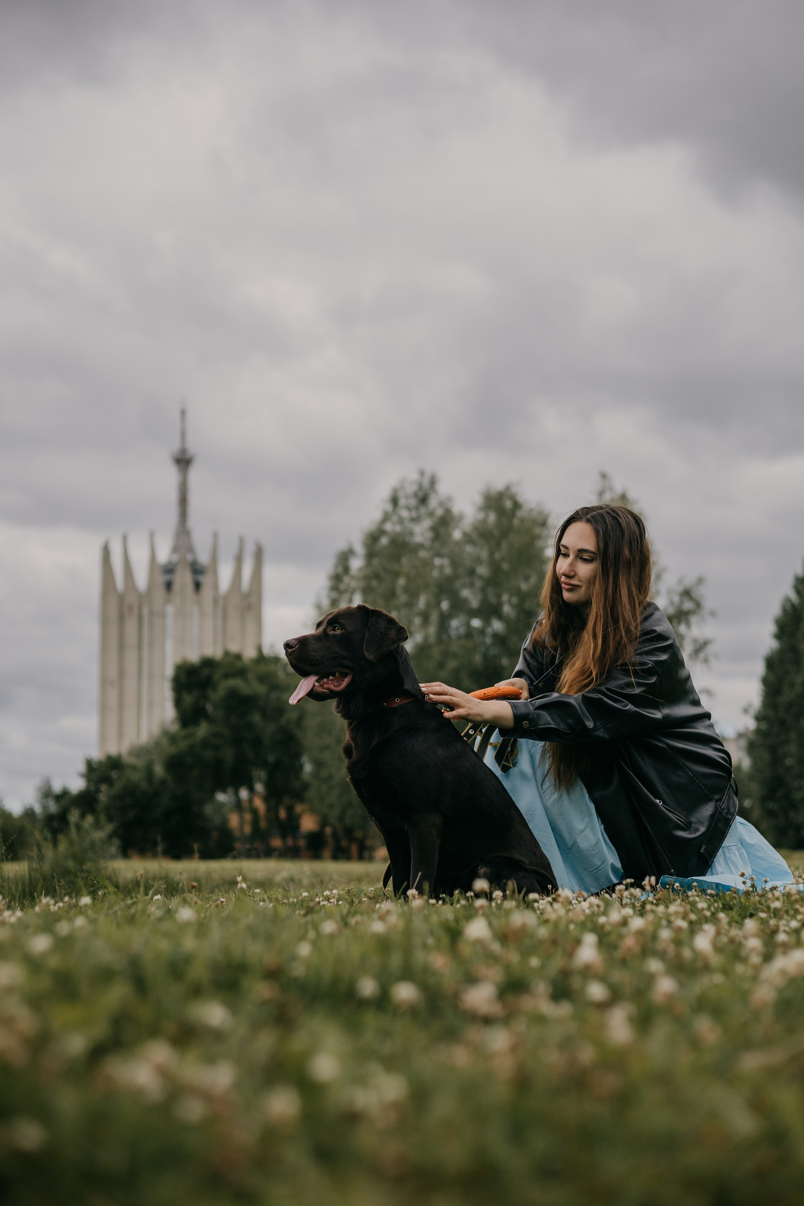 Оля и шоколадный Тимофей. Фотограф — анималист •love-story•|Санкт-Петербург