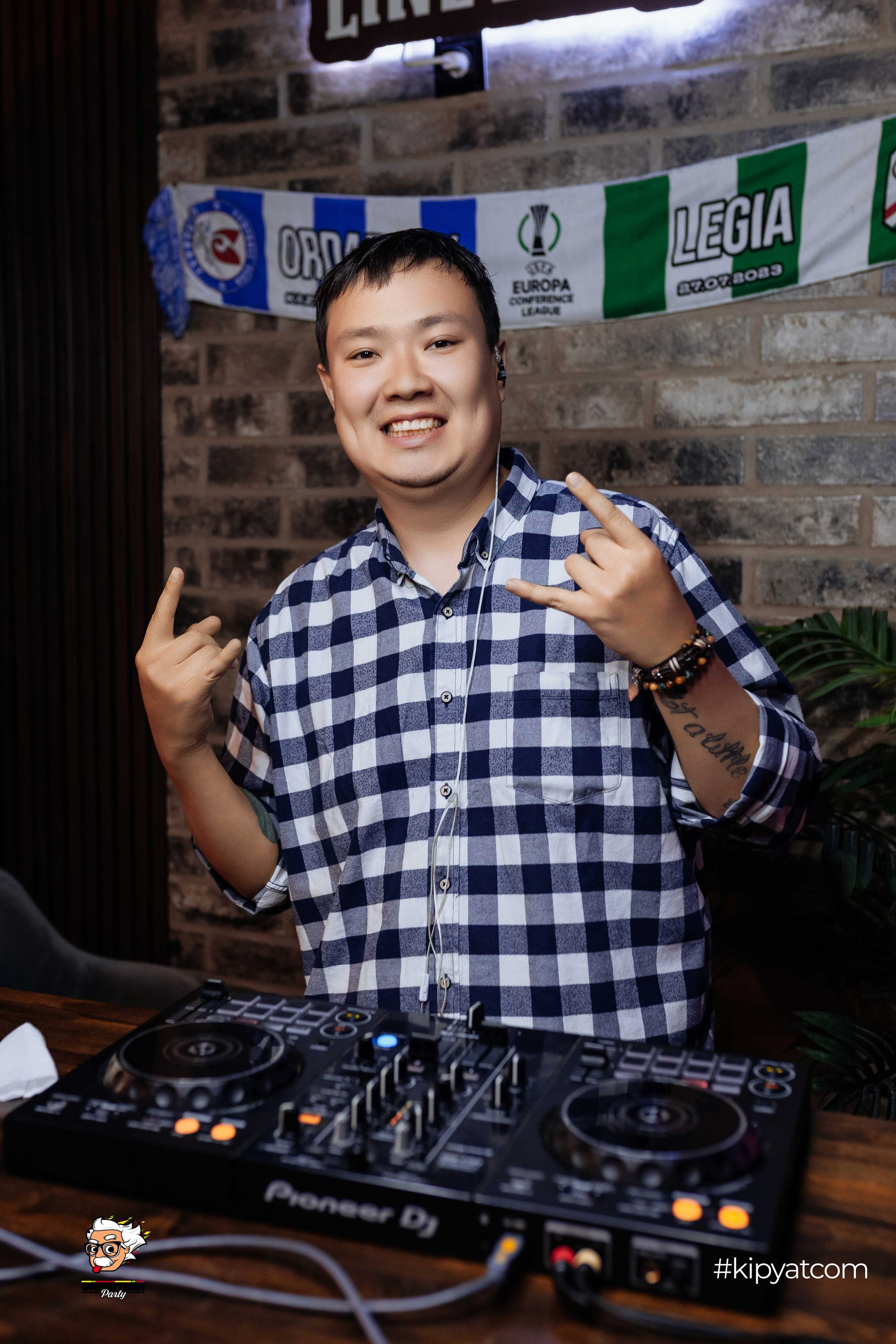 Эйнштейн Party