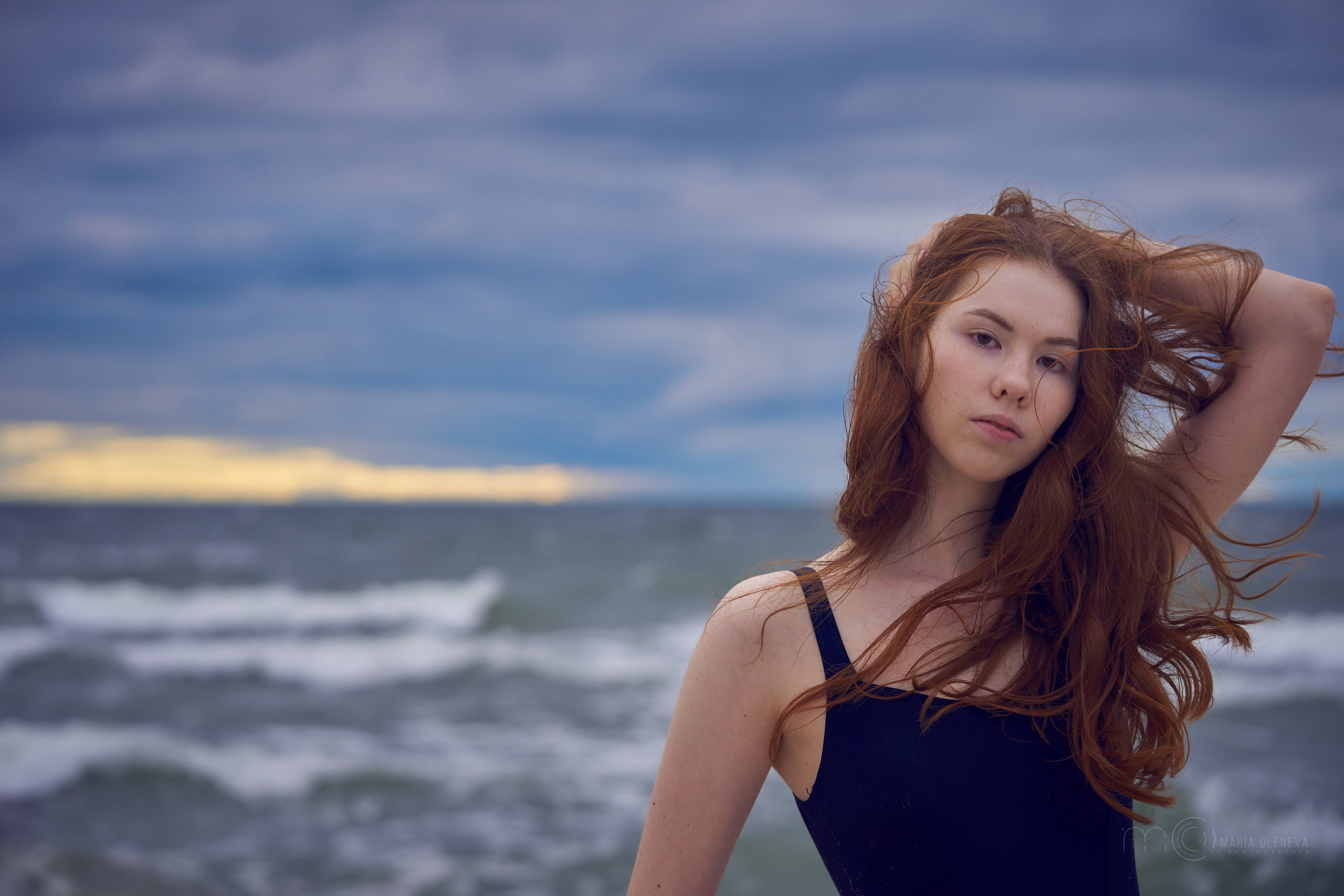 Полина и море. Фотограф Мария Оленева