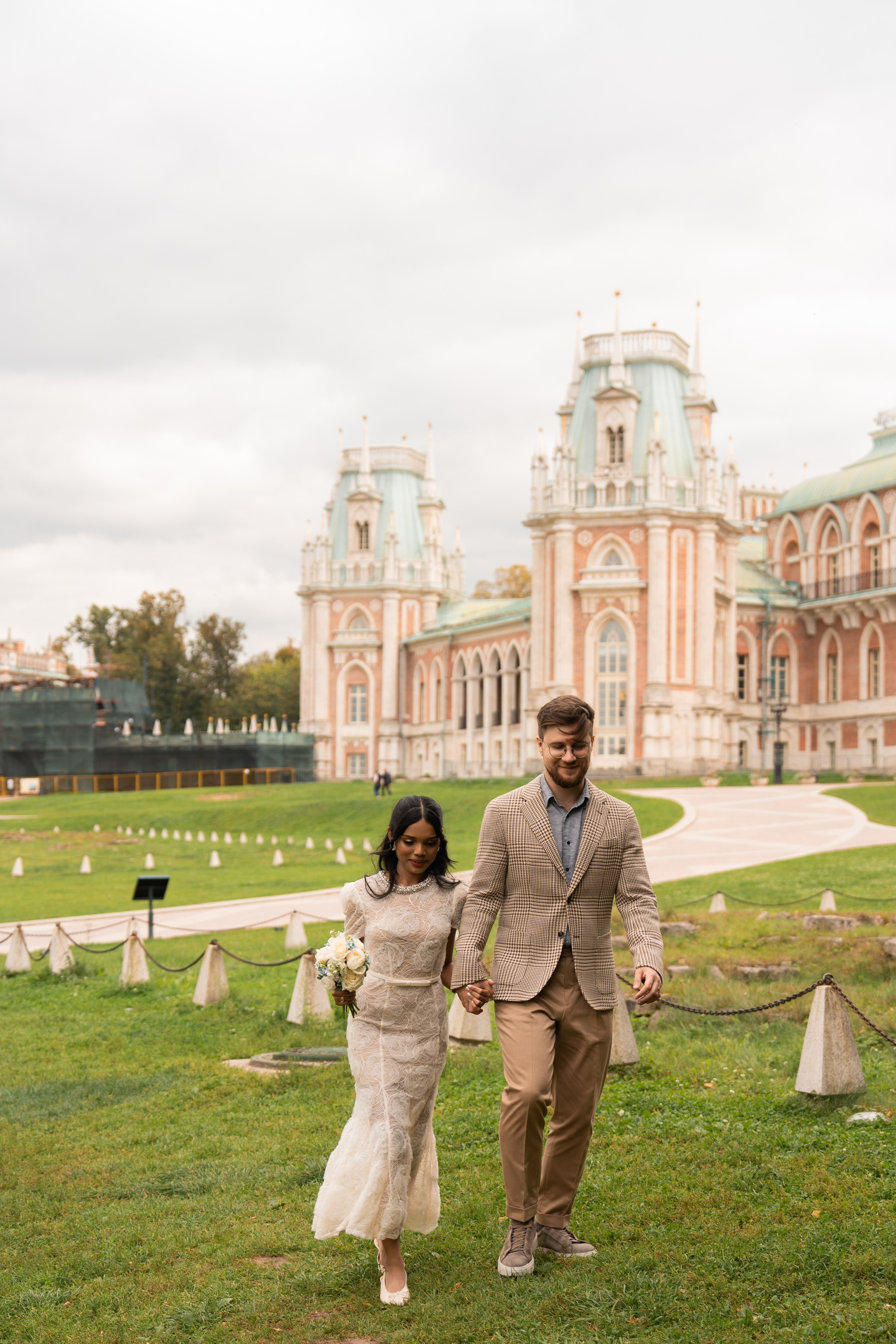 Максим и Харша, Царицыно. Свадебный фотограф в Москве Анна Полушина