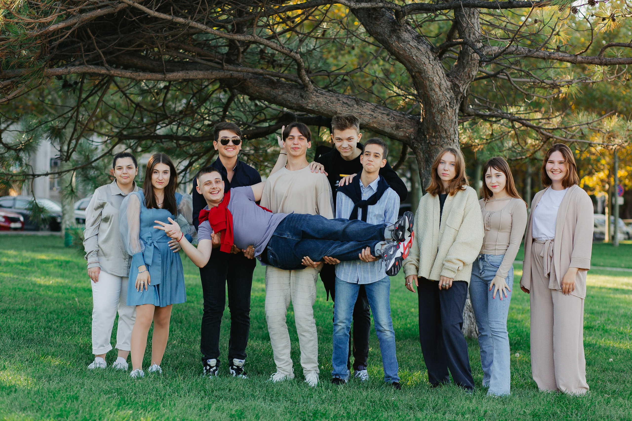 Набереженая центр- старшая школа. Выпускные альбомы Натальи Бутко: Новороссийск, Анапа, Геленджик