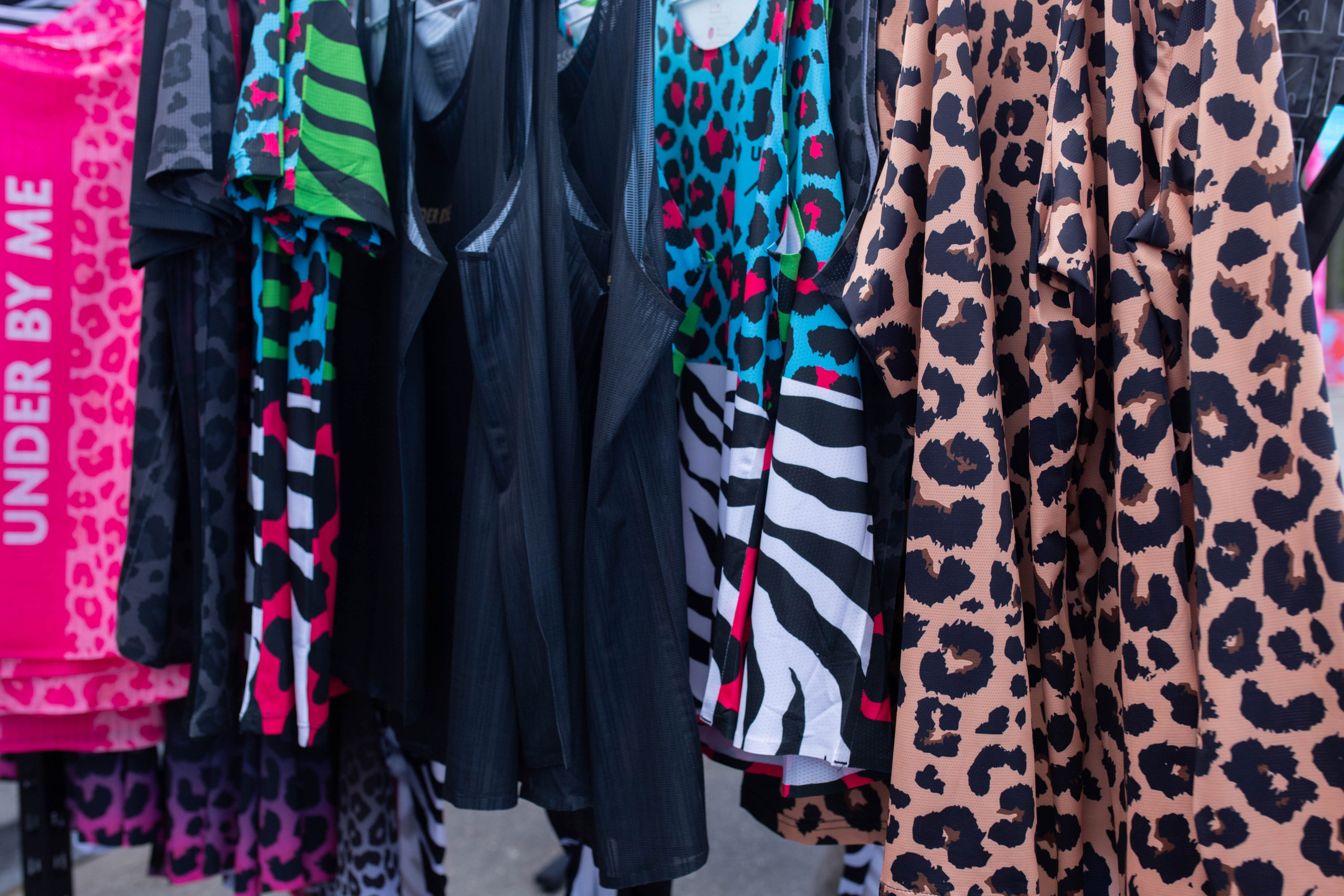 UNDER BY ME Зона экспо Московский полумарафон. Александра Мельниченко/ Бегающий фотограф