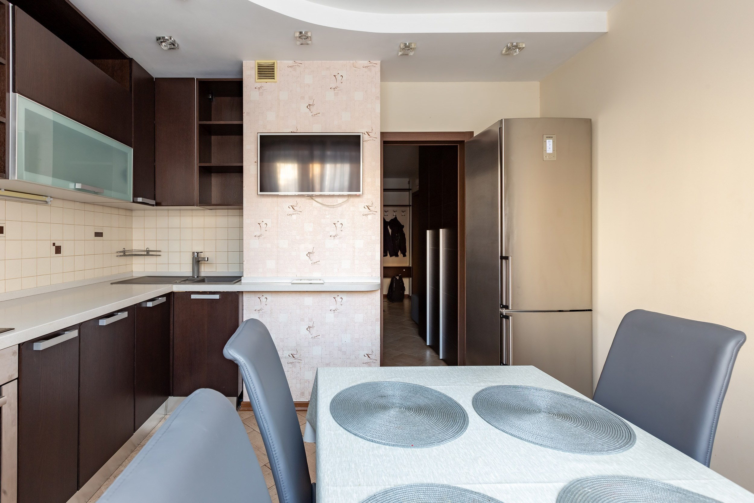 Москва, Мичуринский пр-кт. 3-к квартира на продажу. Интерьерный фотограф в Крыму