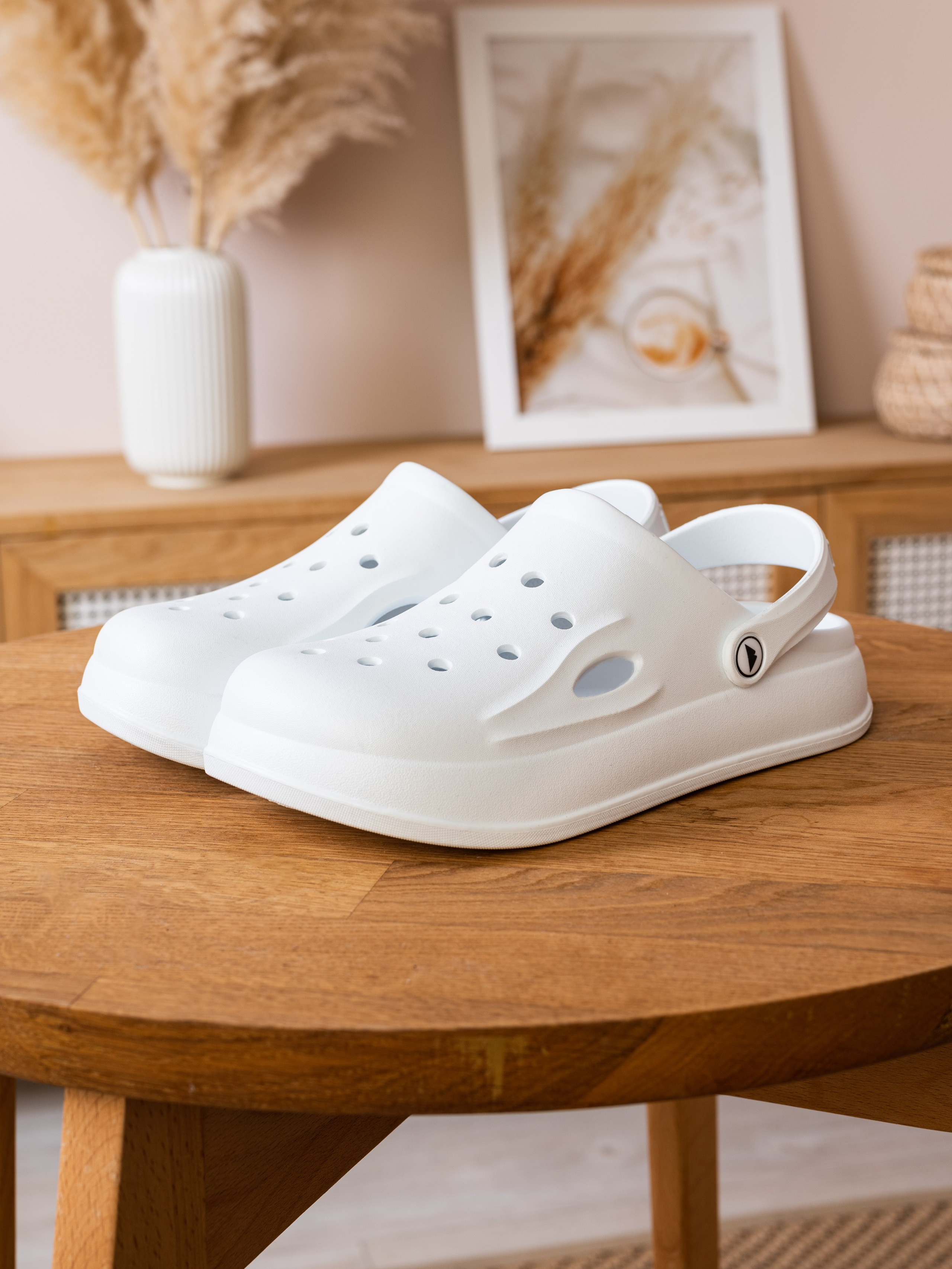 Сабо 1. Предметный фотограф, фото для маркетплейсов Пятигорск, КМВ