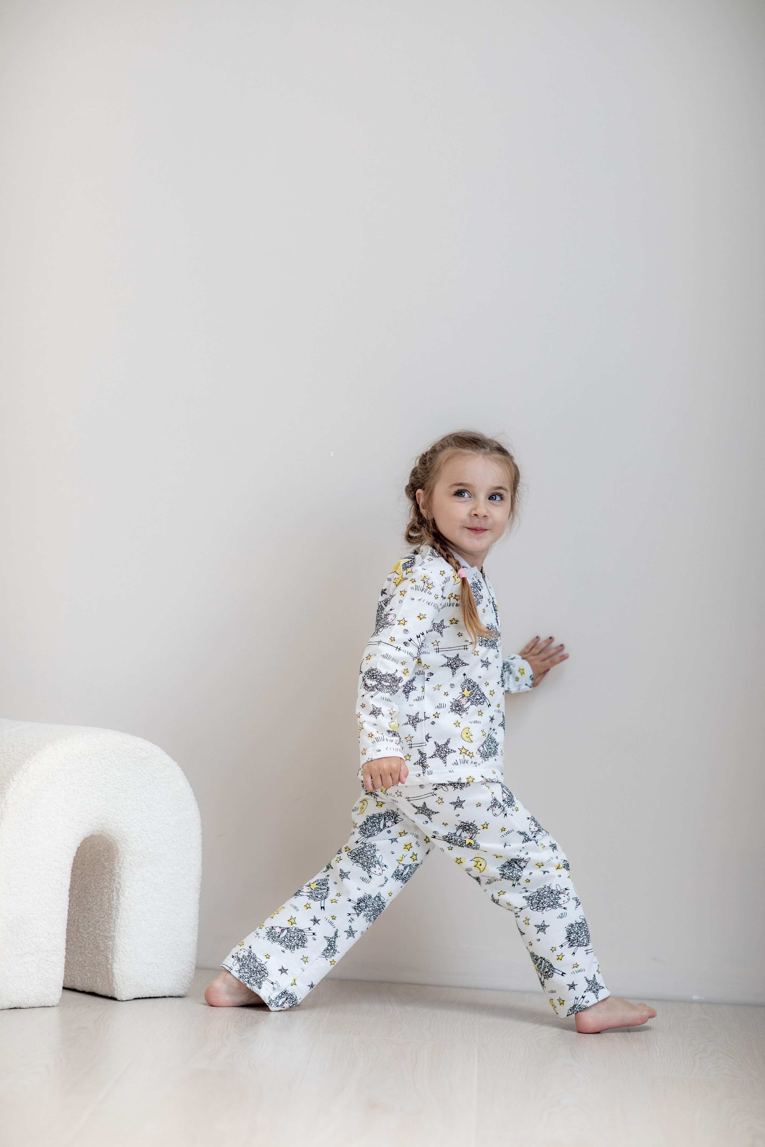 Съемка для бренда производителя детских костюмов. Фотограф в Москве Ира Никина