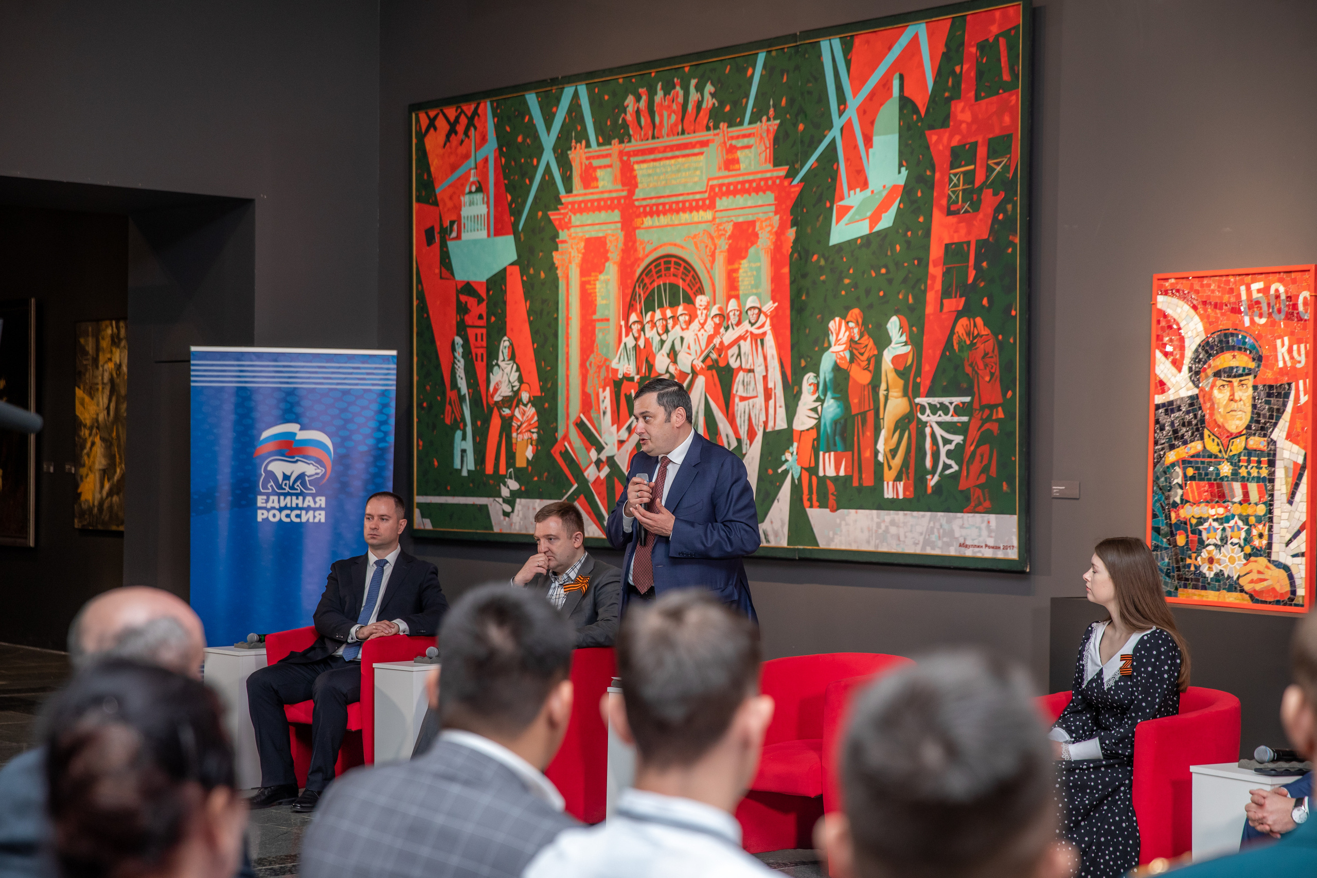 Вручение приглашений на Парад Победы победителей «Диктанта Победы» 2022. Фотограф в Москве Ира Никина