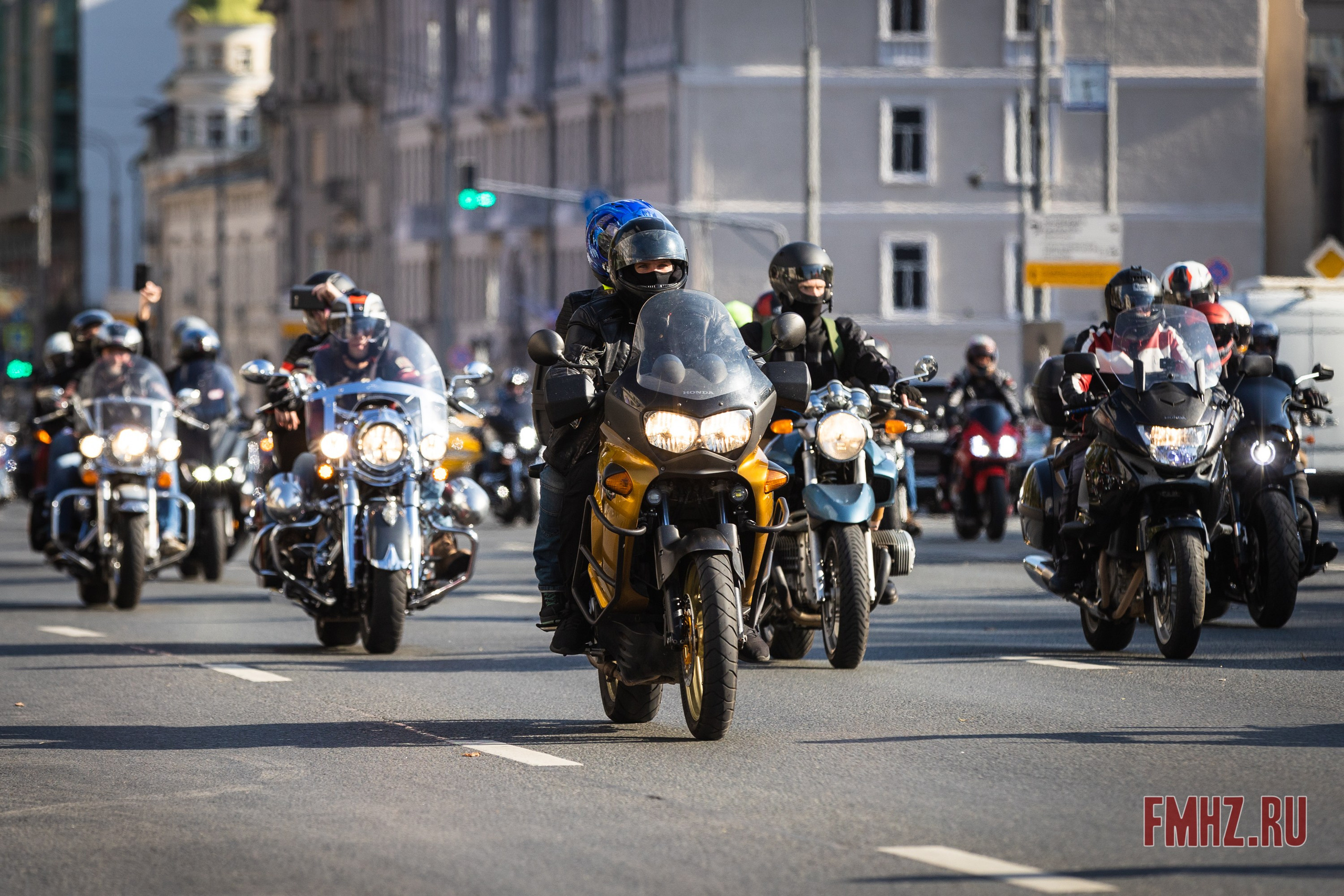 Закрытие Мотосезона 2023 на проспекте Академика Сахарова. Фотограф Владимир Охрименко