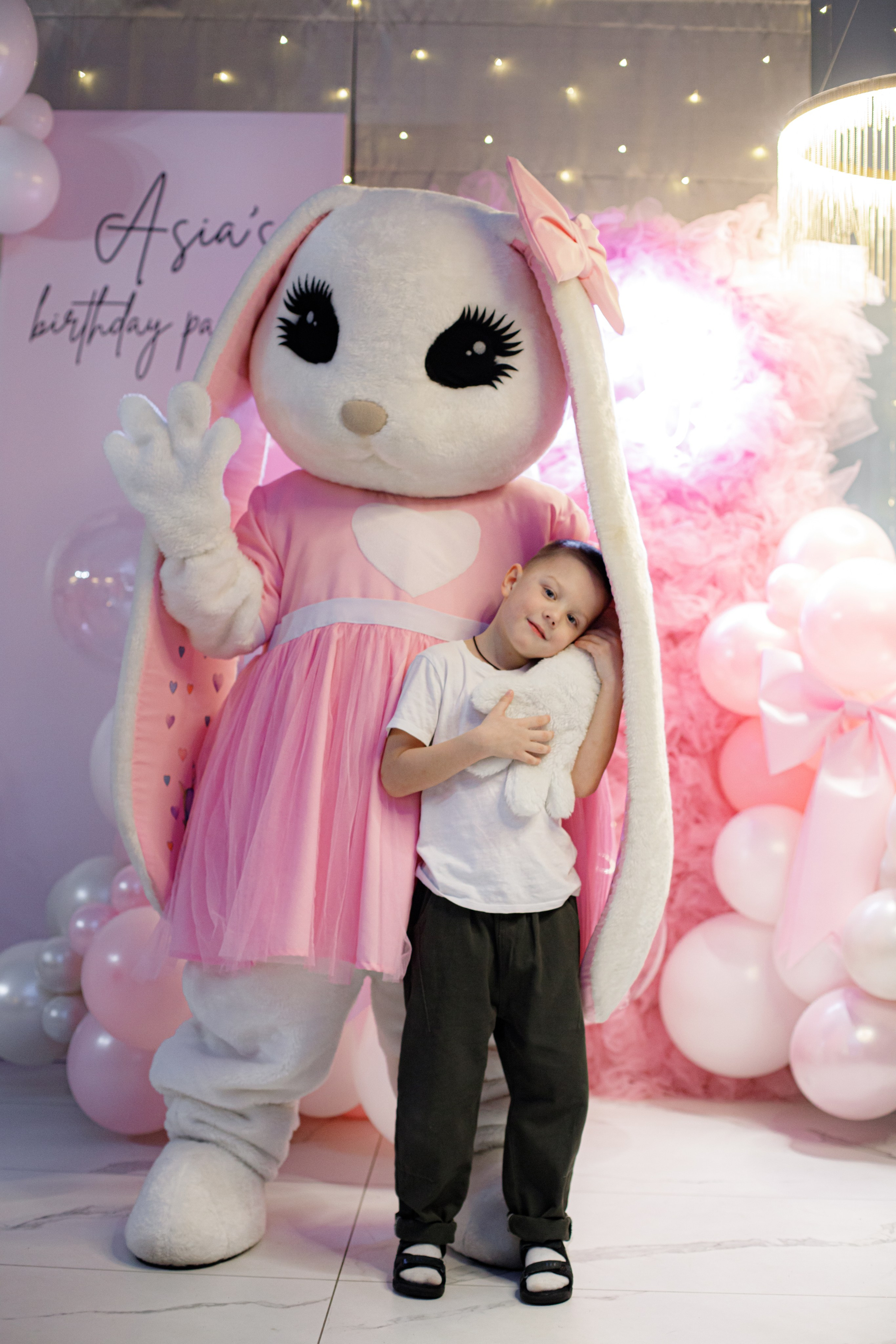 ASIA'S BIRTHDAY PARTY. Photokarish