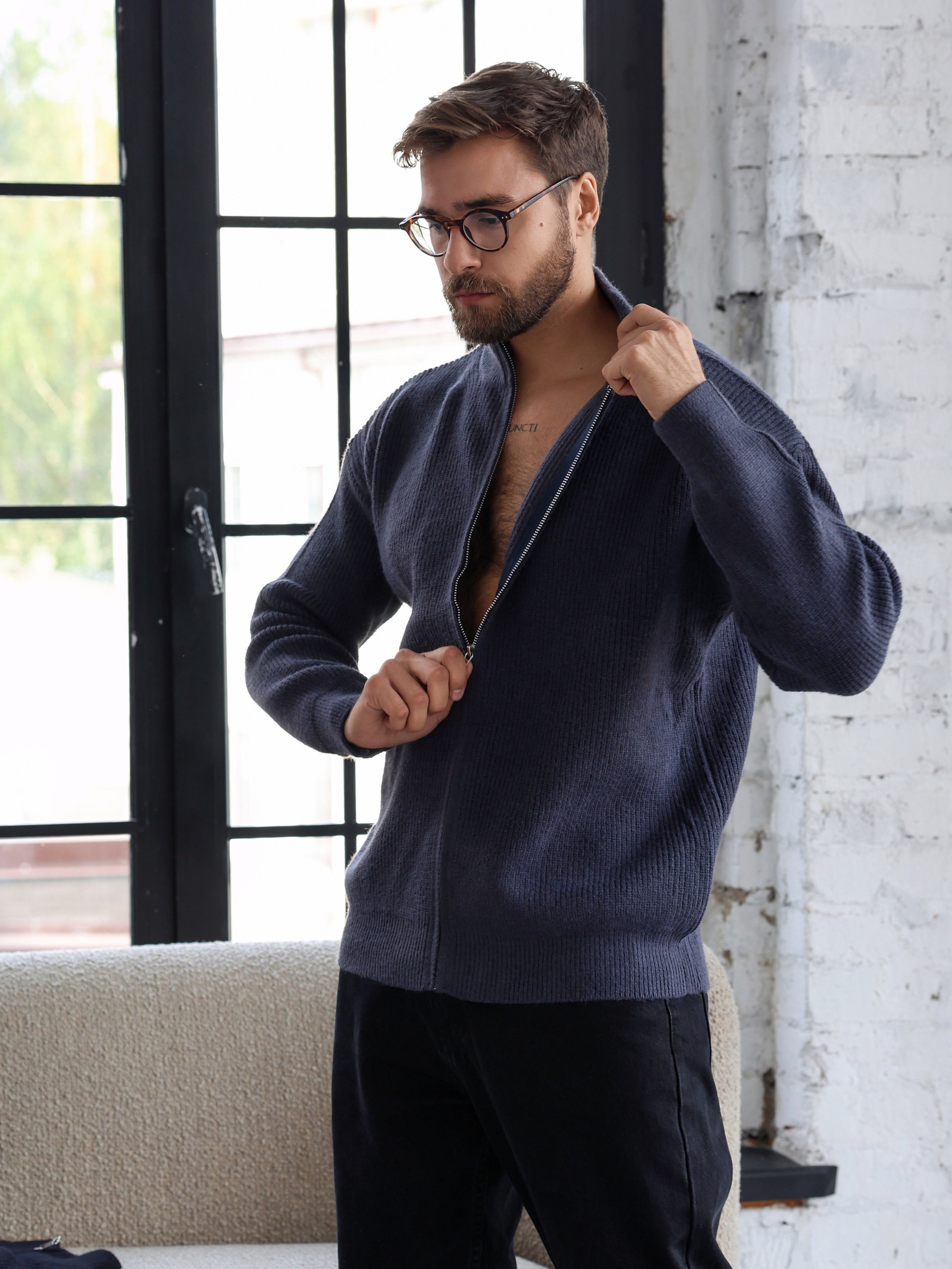 Одежда, обувь. Динара Манурова. Предметный фотограф в Москве