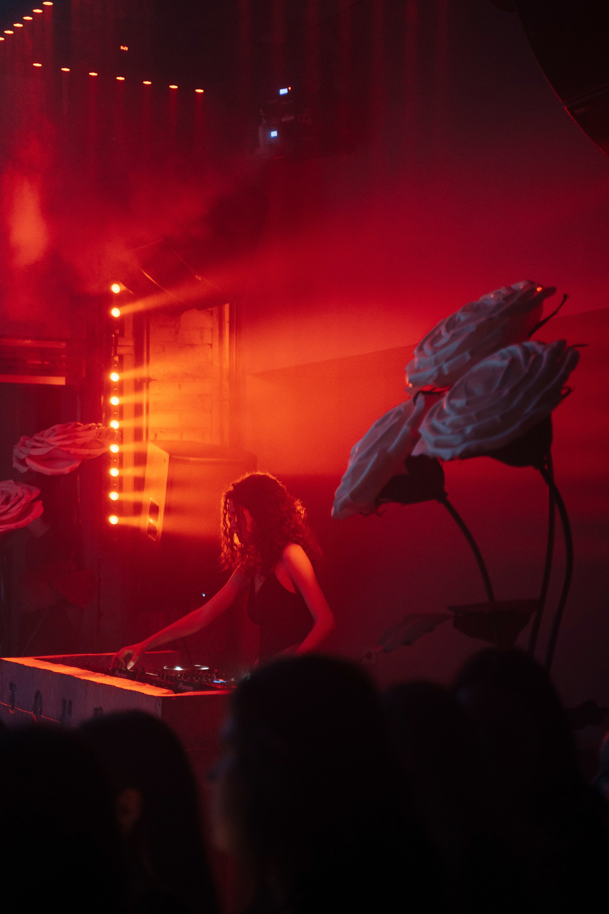 TONES. NIGHT VISION ФОТОГРАФЫ И ВИДЕОГРАФЫ СПБ