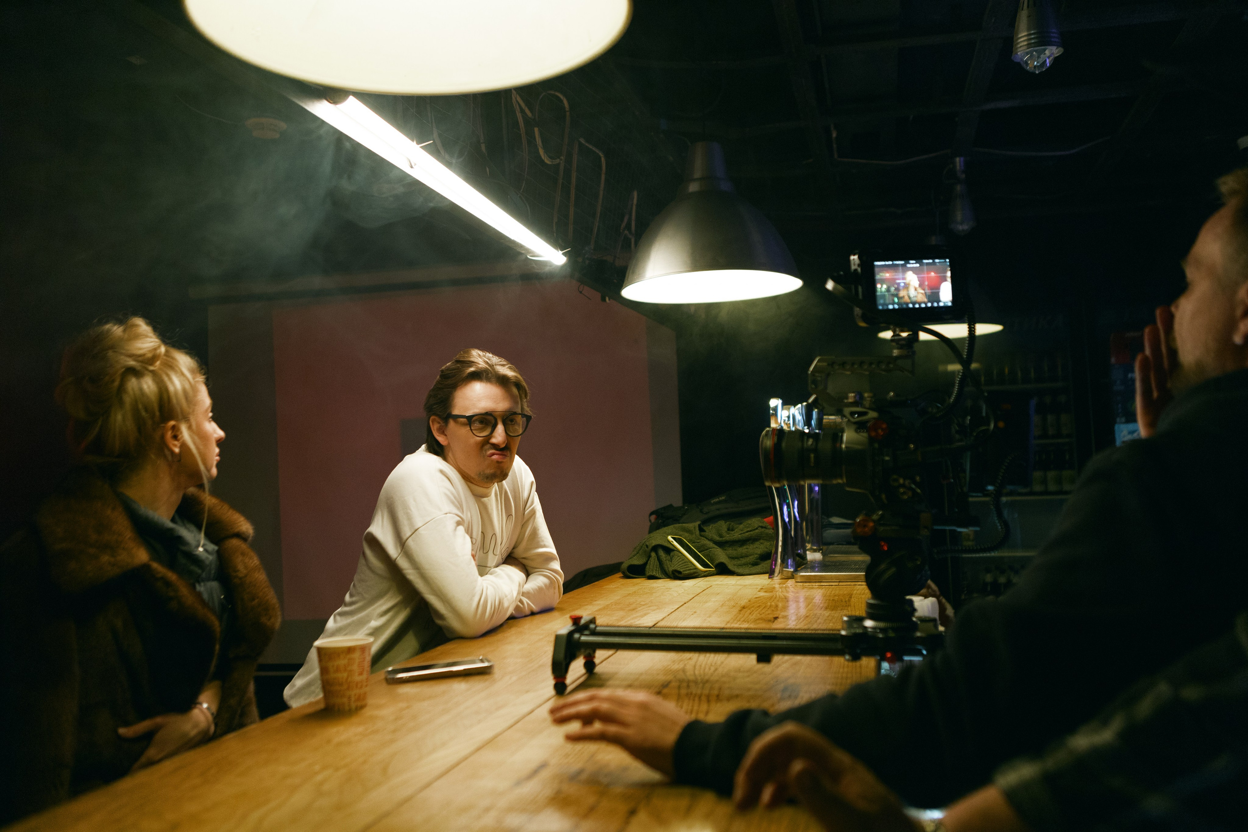 Бэкстейдж со съёмок фильма «Третья смена». Фотограф Александр Закадычный | Таганрог