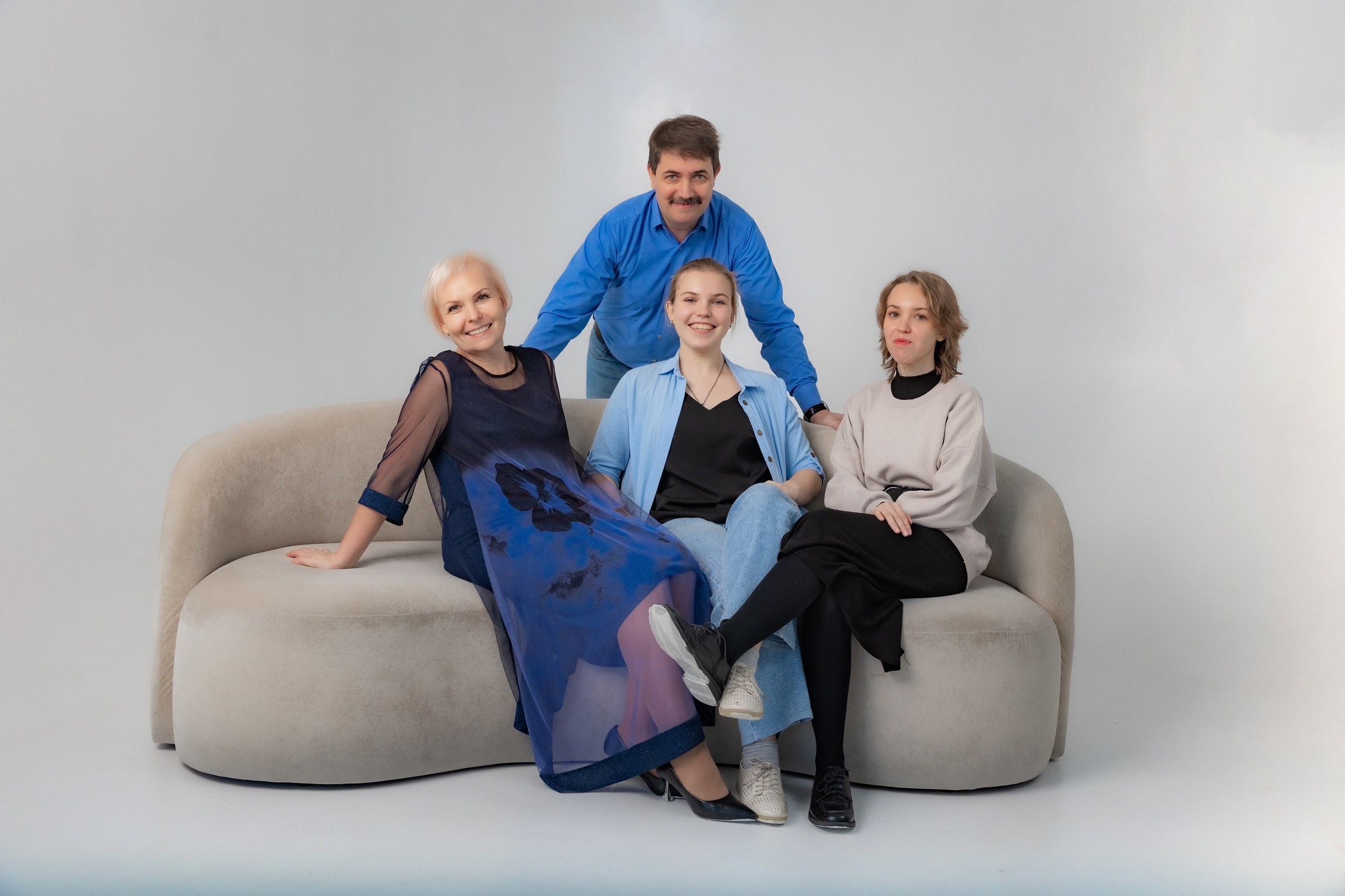 СЕМЕЙНАЯ. Фото, видео, авторские выпускные альбомы в Нижнем Новгороде