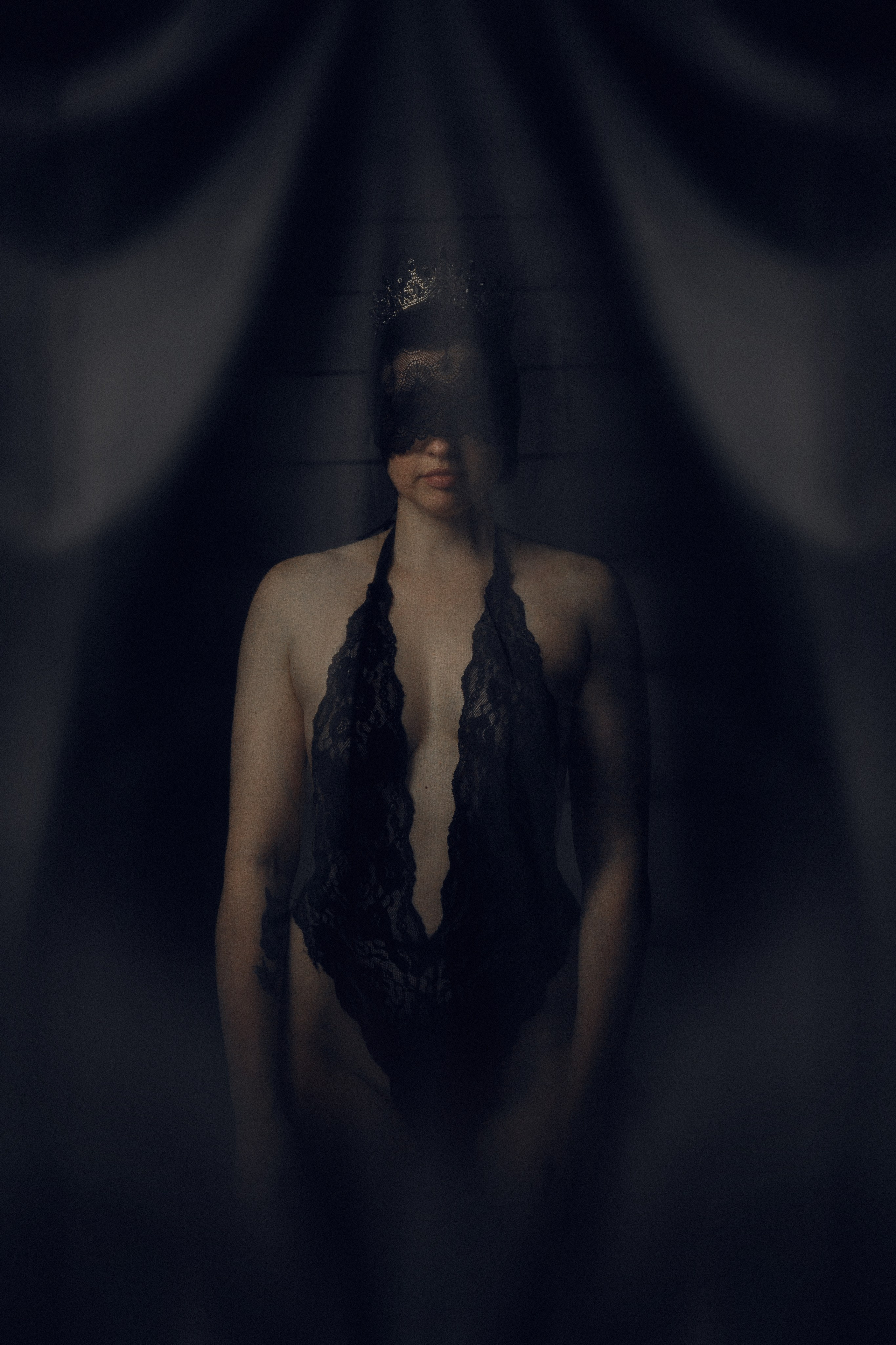 Фотосессия в студии с черной вуалью!