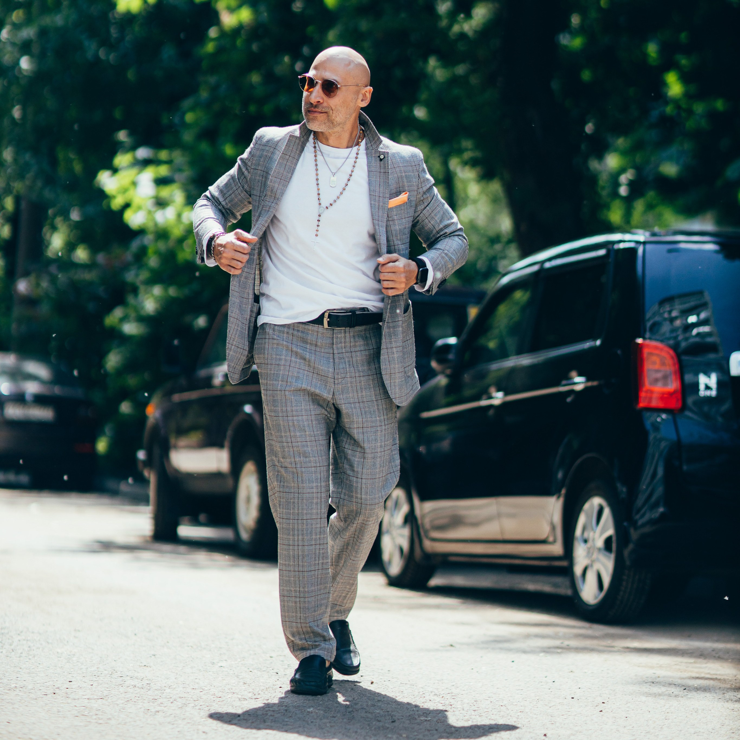 Ведущий на праздник в Москве / Денис Аганин