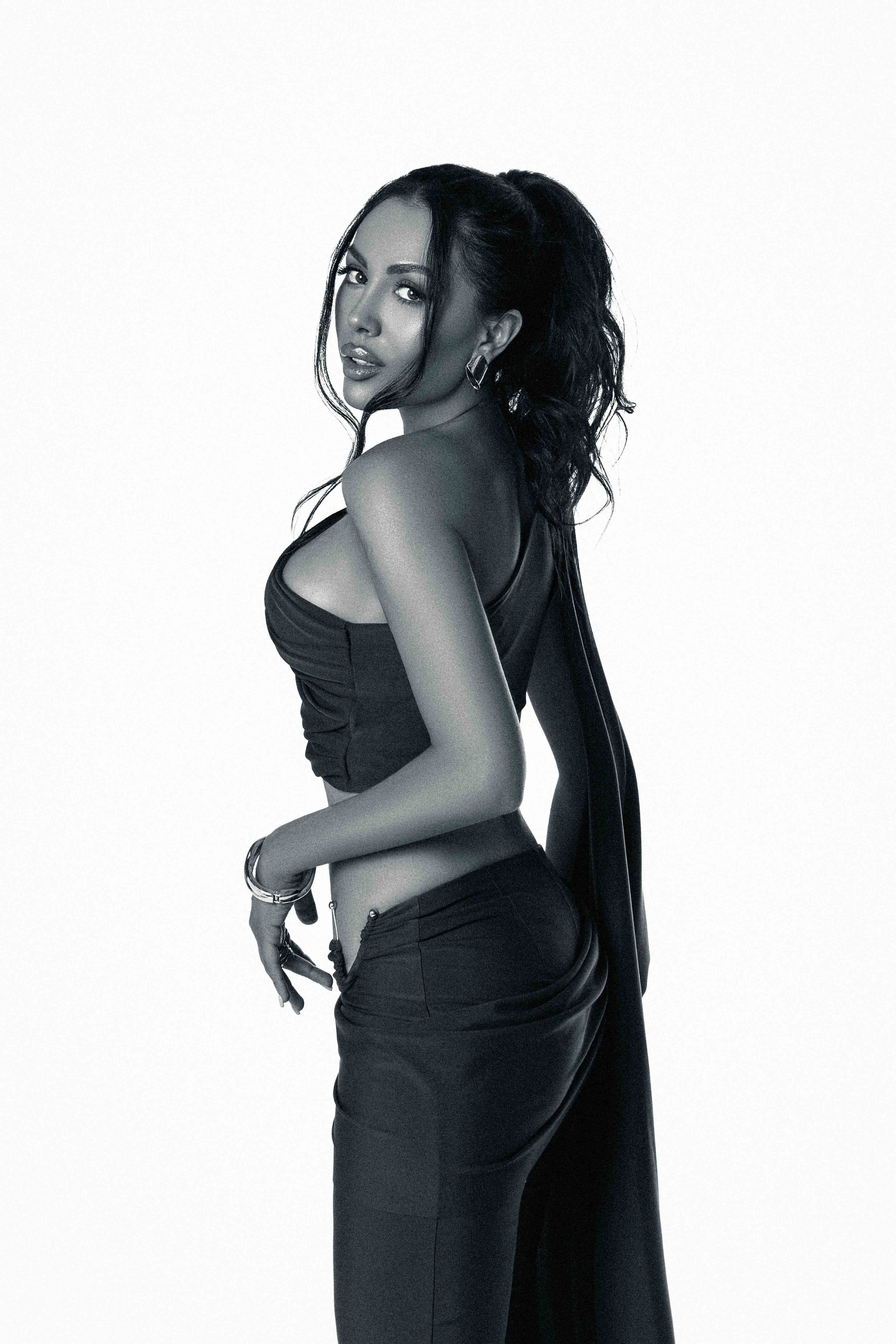 Шушанна. Ph.emmi