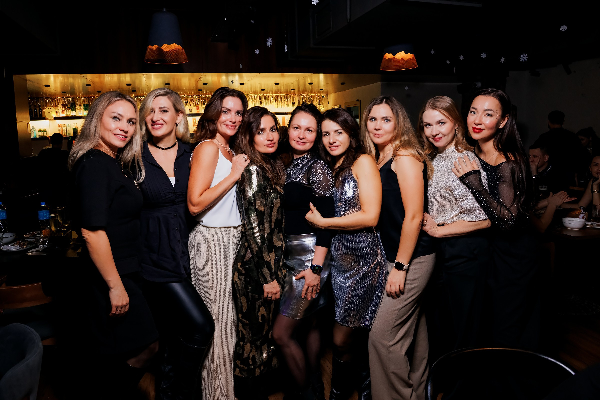 Chechil Pub на Жарокова-Chechil Жарокова. Репортажный фотограф в Алматы Каюпов Сержан