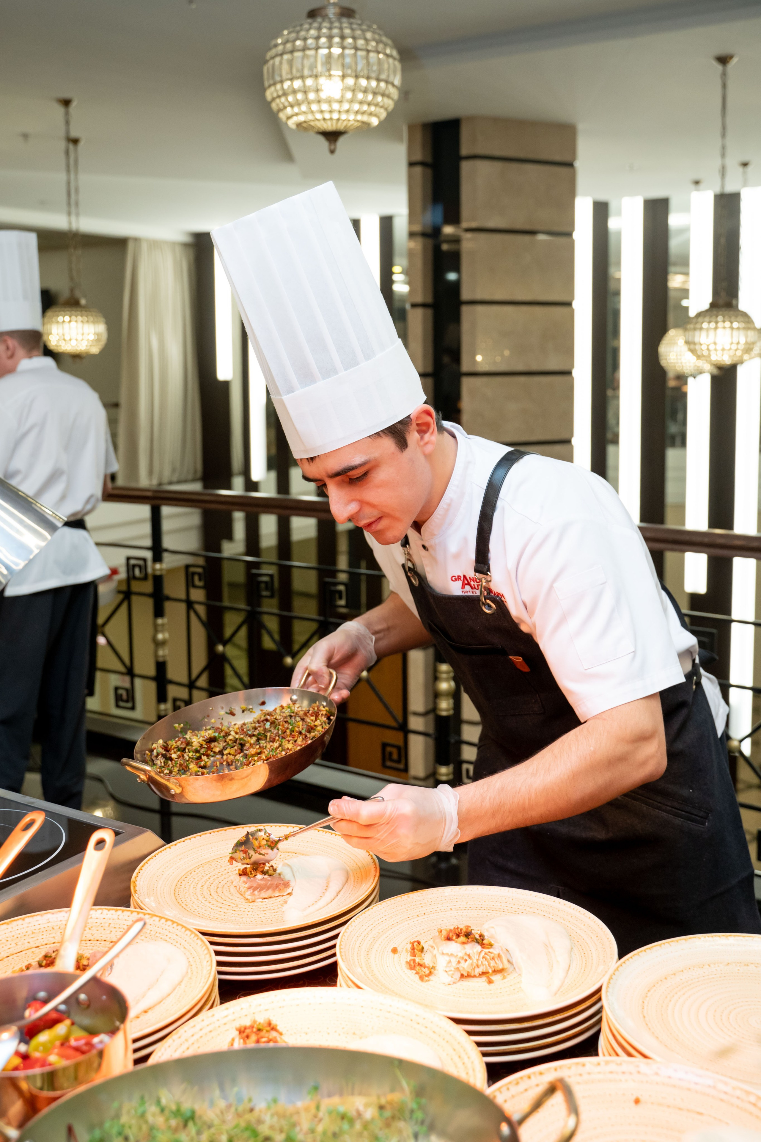 Битва Шефов в ресторане «Мед». Главная