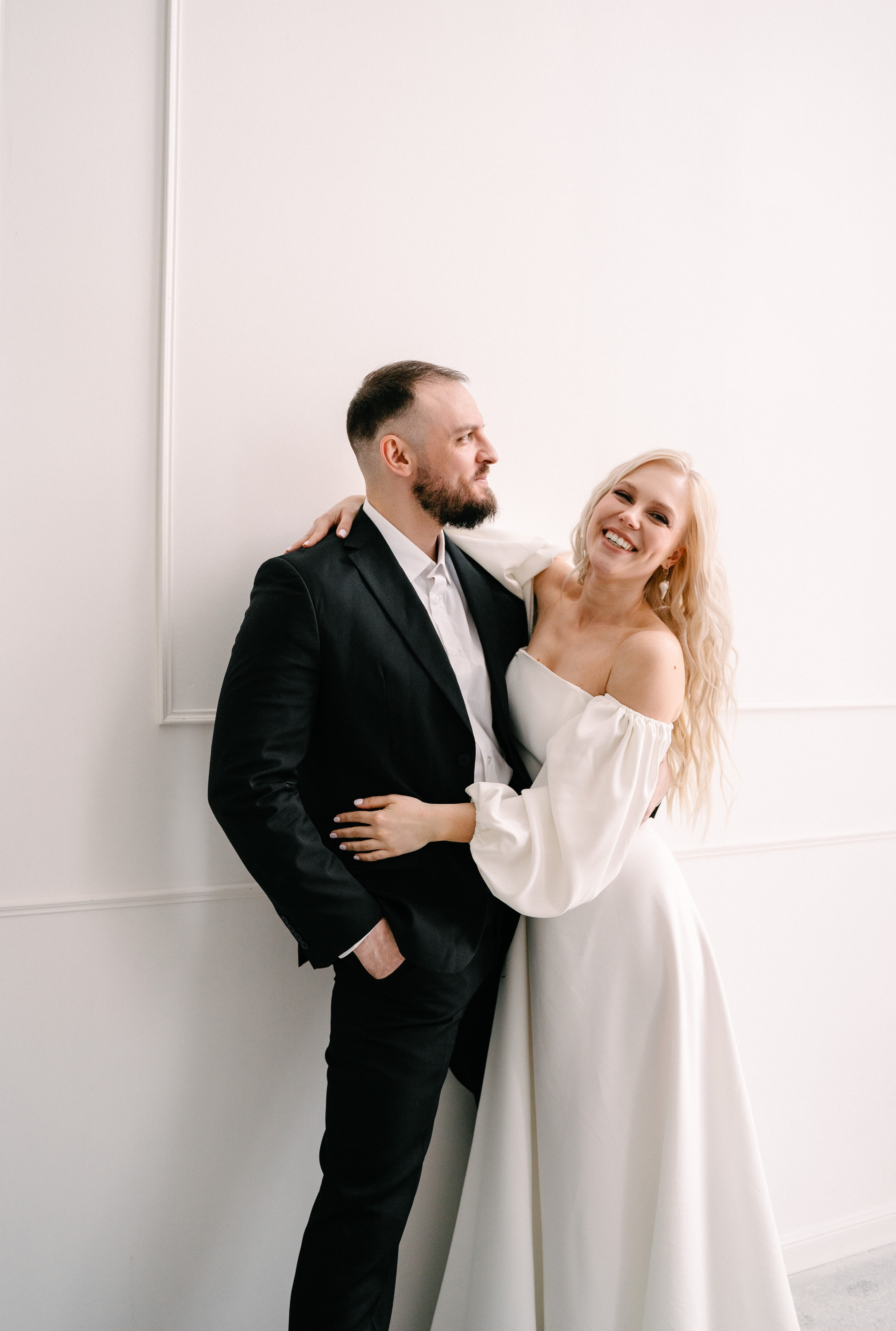 Свадебная фотосессия молодоженов в фотостудии. Свадебный и семейный фотограф из Воронежа|Москвы Бубнова Екатерина