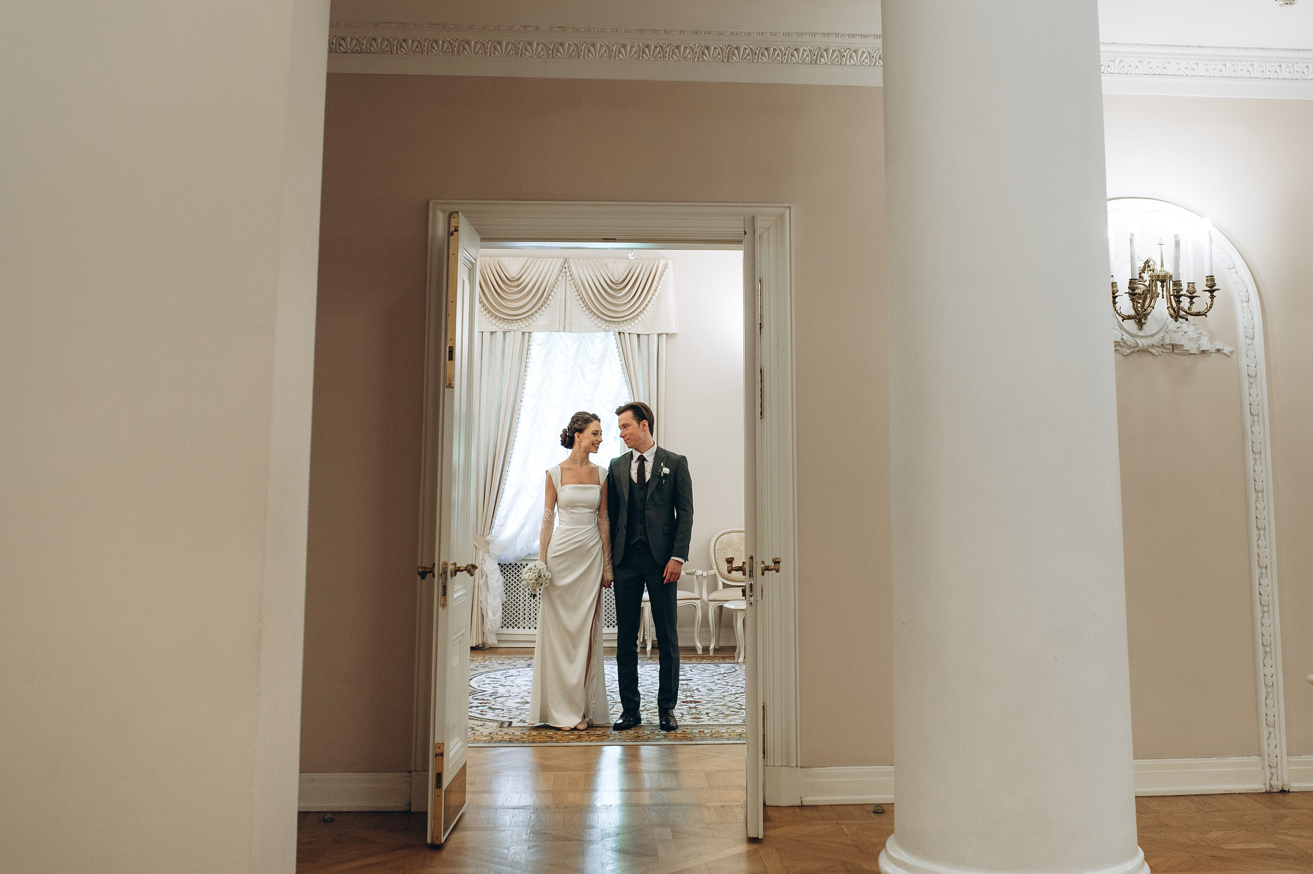 Владлена и Никита. Свадебный и студийный фотограф Ирина Котикова