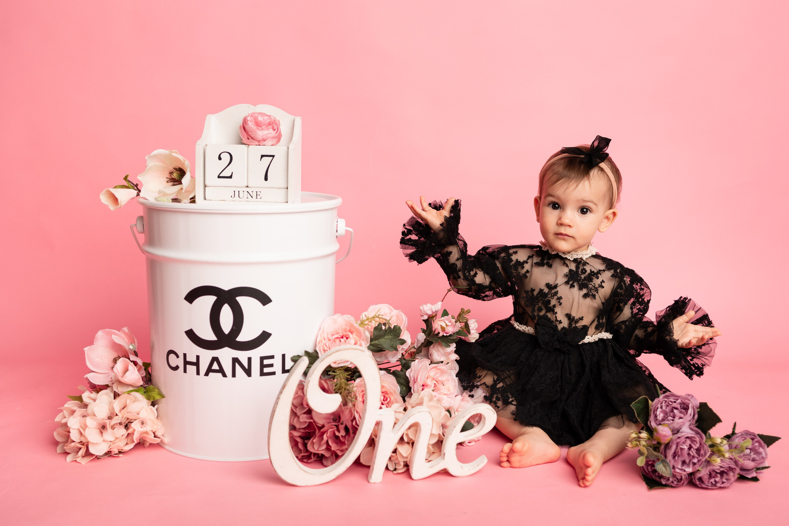 От 9 месяцев  - Фотограф новорожденных: магия детства в каждом снимке. Фотограф новорожденных: волшебные моменты первых дней жизни