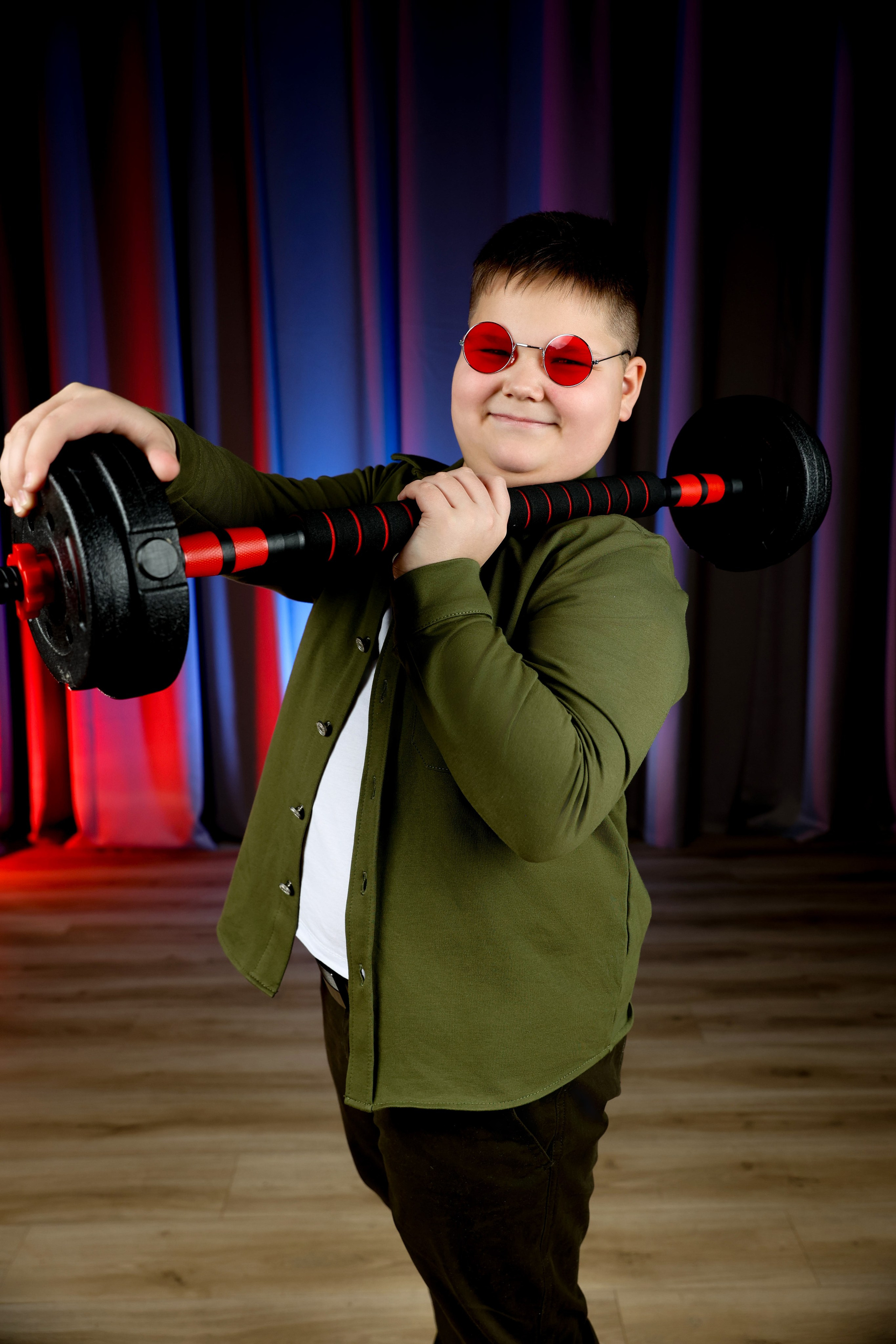 Школьная фотосессия 4 класс. Артём Печерин фотограф в Оленегорске