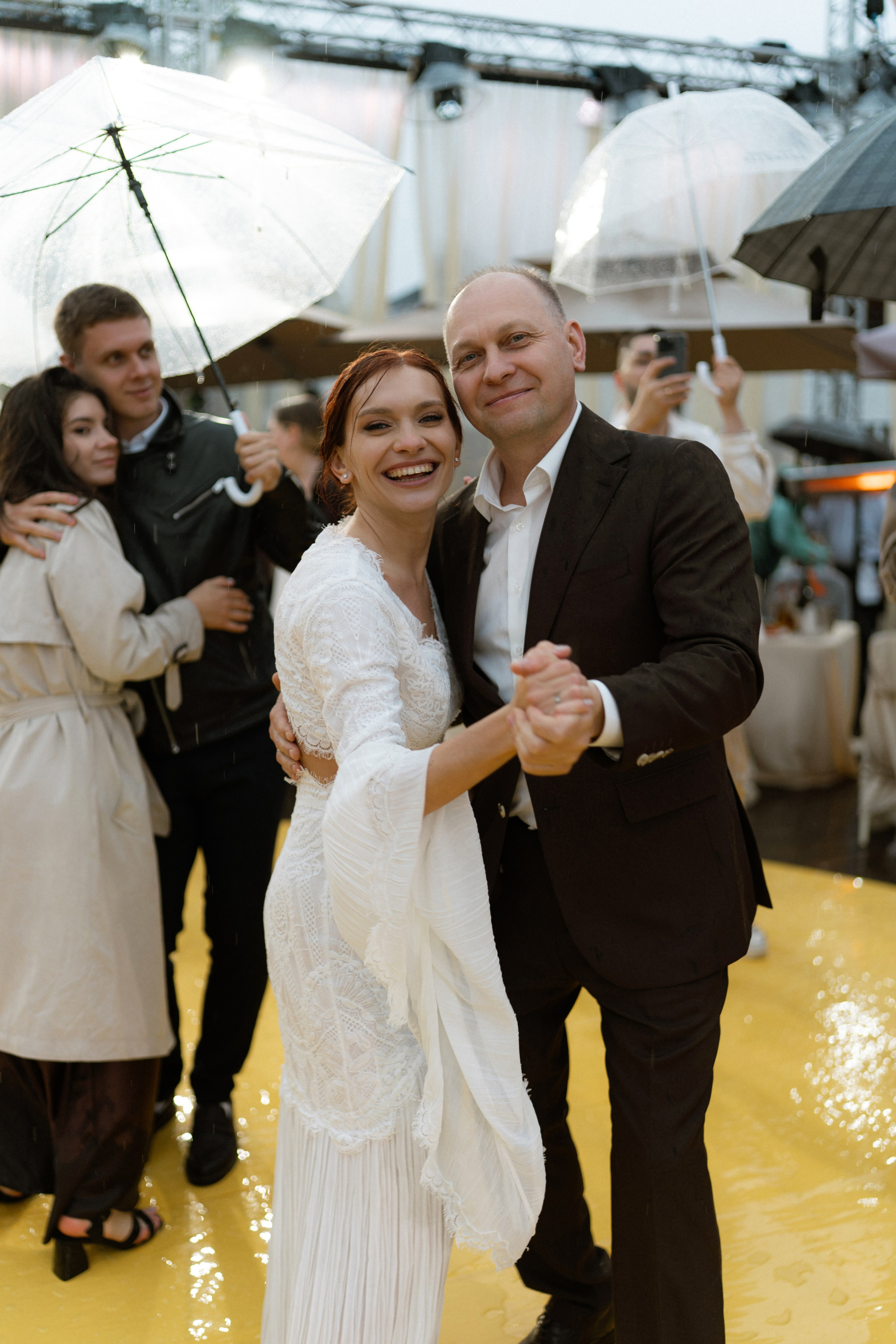 Майский Дождь. Полный день (сокращено). Семейный и портретный фотограф в Саратове Сахарова Маша