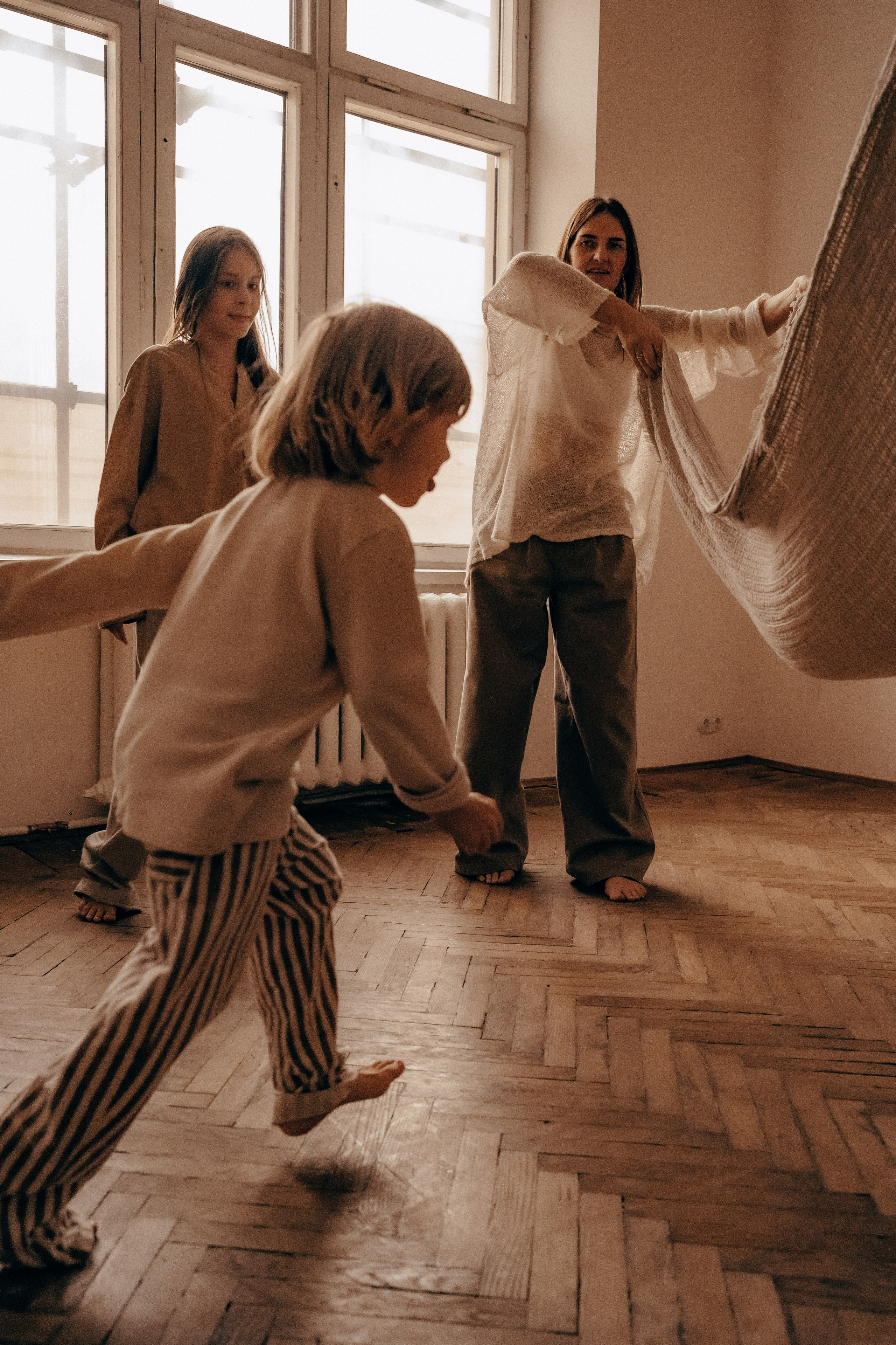 Объятья и немного баловства. Главная