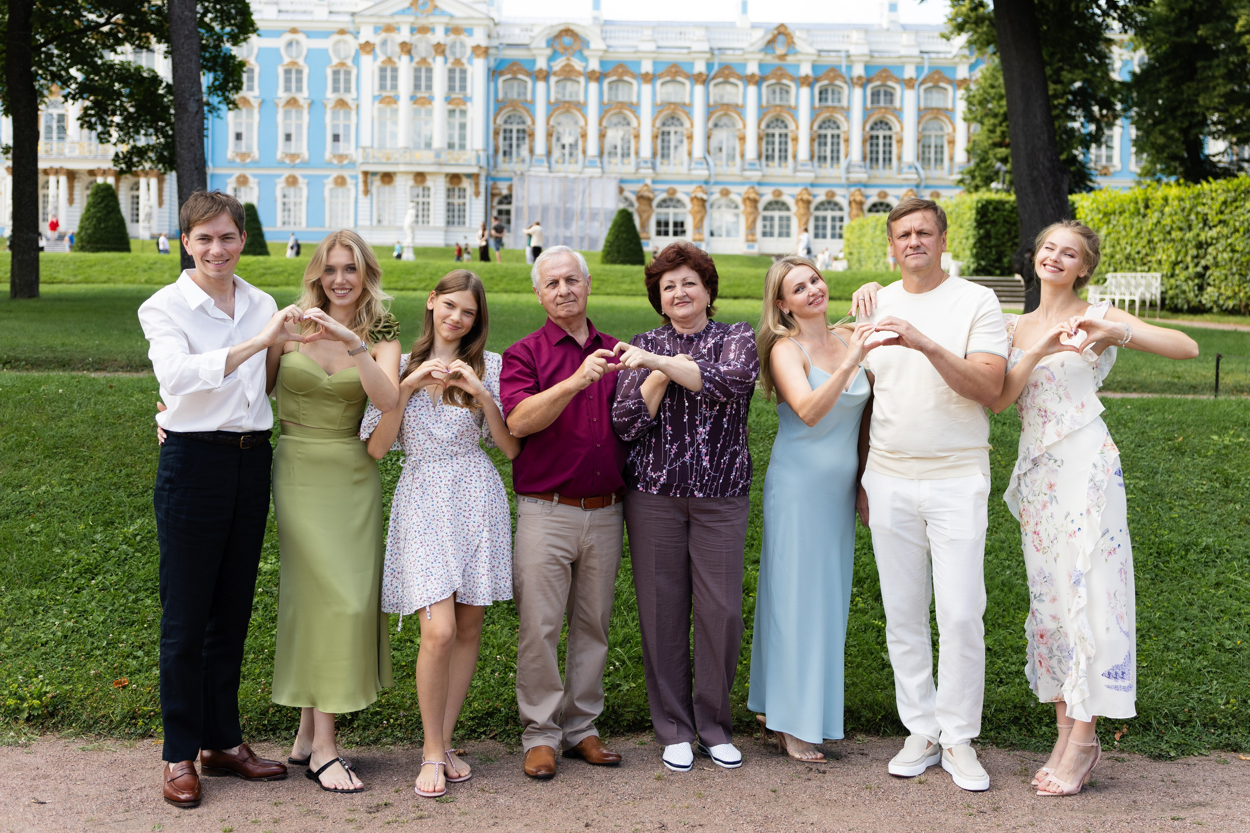 Большая семейная фотосессия. Фотограф Артем Бросов в Санкт-Петербурге и Дубае