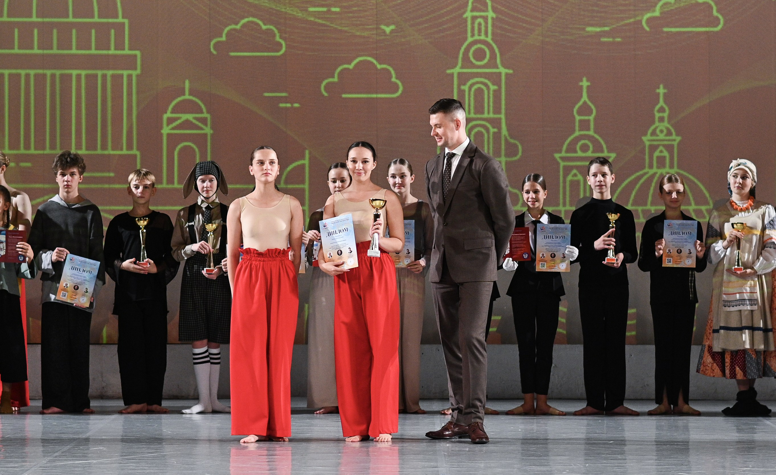 06.10.2024 «АртКомпас» Всероссийский фестиваль талантов «Невские встречи» г. СПБ. Медиастудия Фото Концепт