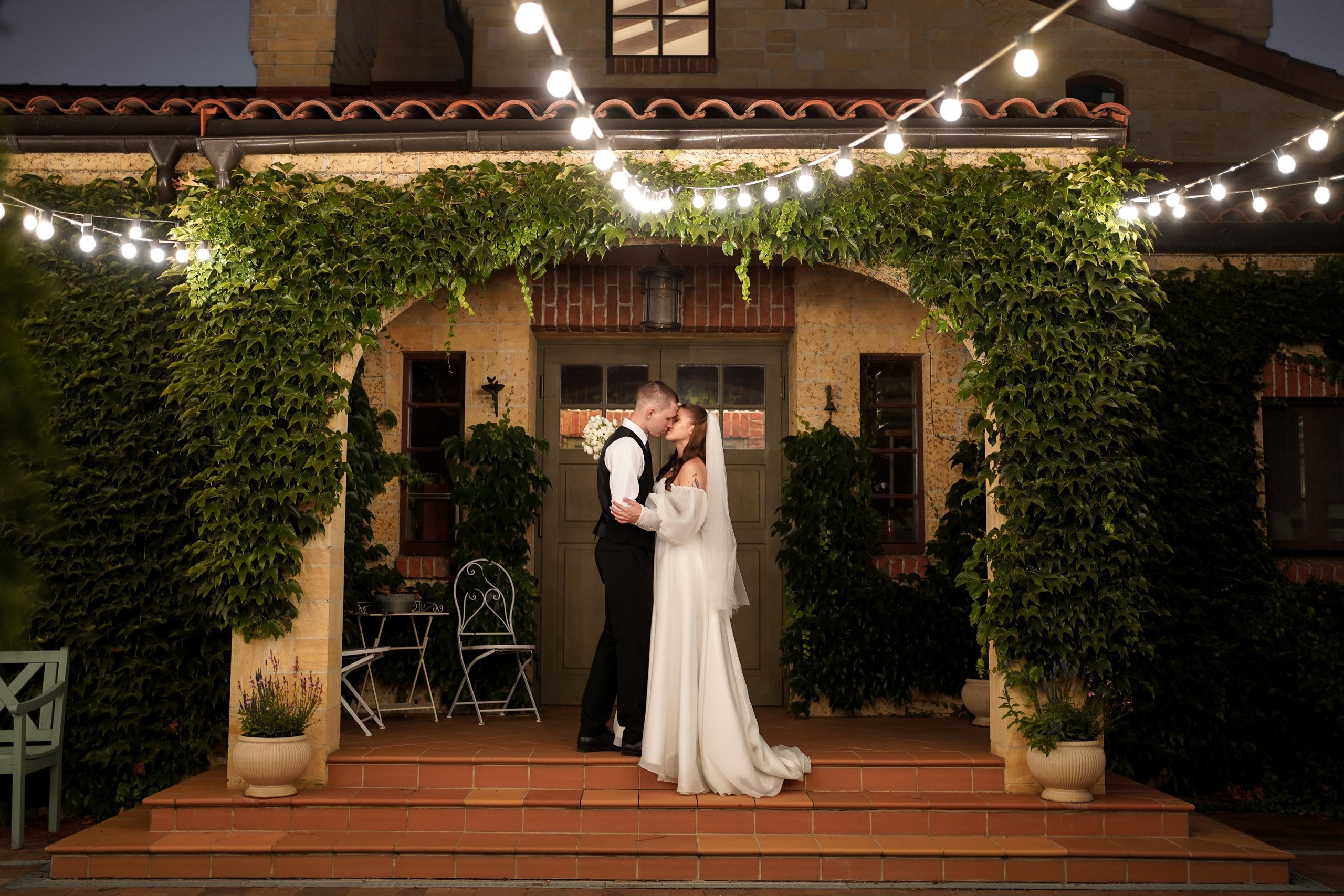 Усадьба Пестряковых. Свадебный фотограф в Ростове-на-Дону. Таинство Крещения и Венчания, семейные фотосессии. Алёна Чёботова