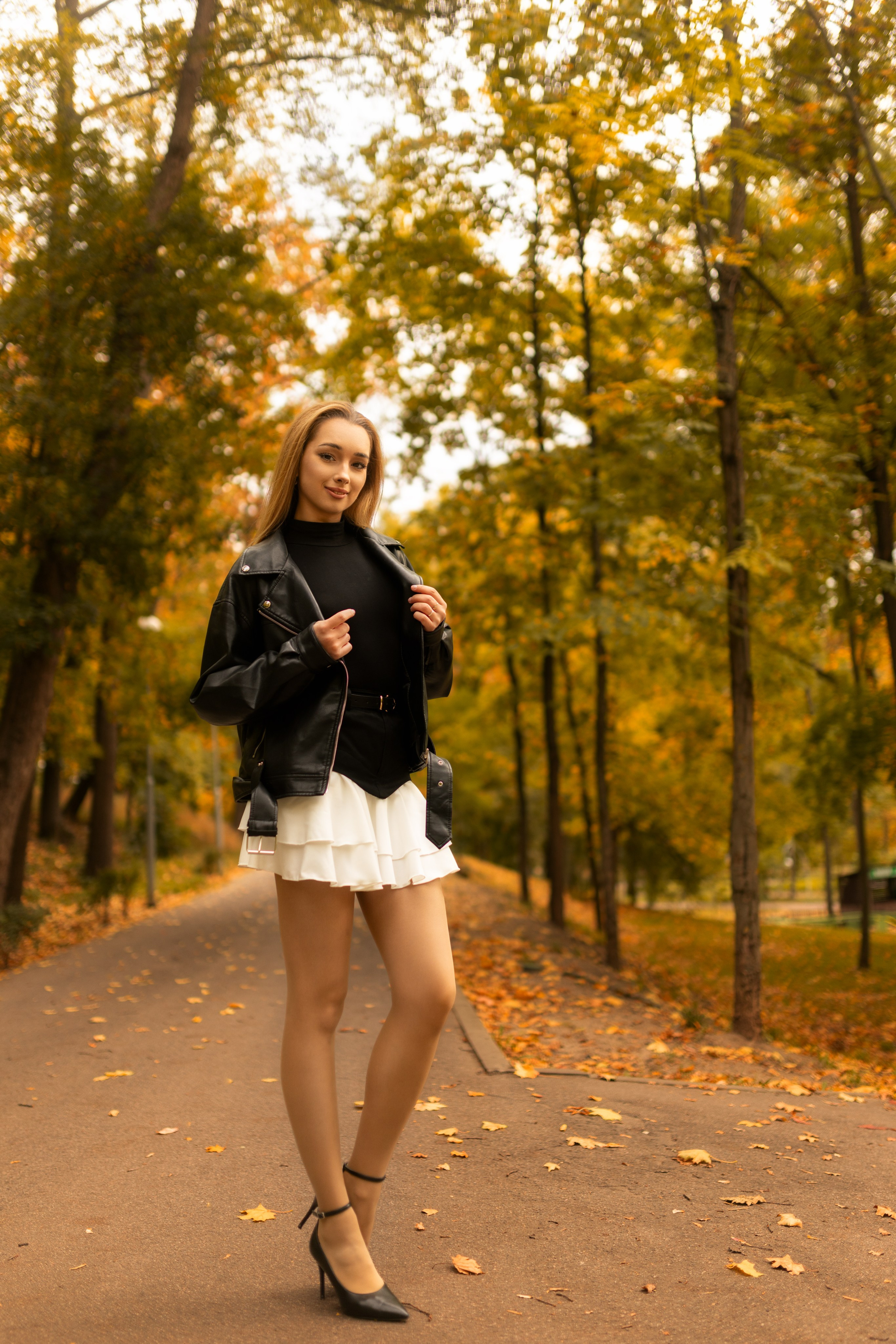 Осенний фотосет с Полиной в парке в формате «Я красивая». Дмитрий Шульгин, портретный фотограф в Воронеже