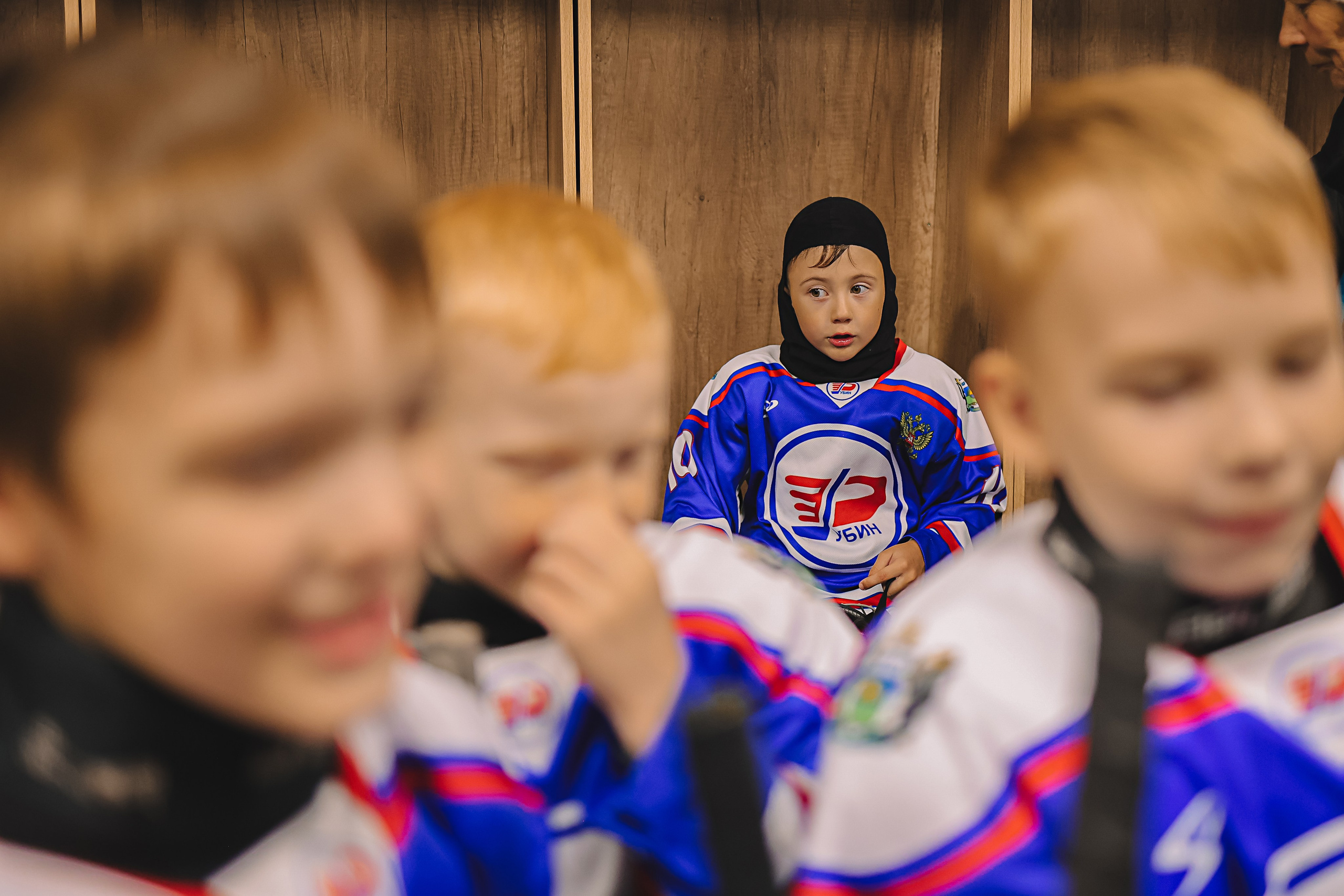 Хоккей тренировка. Семейный фотограф Тюмень, фотограф на роды Салмина Мария
