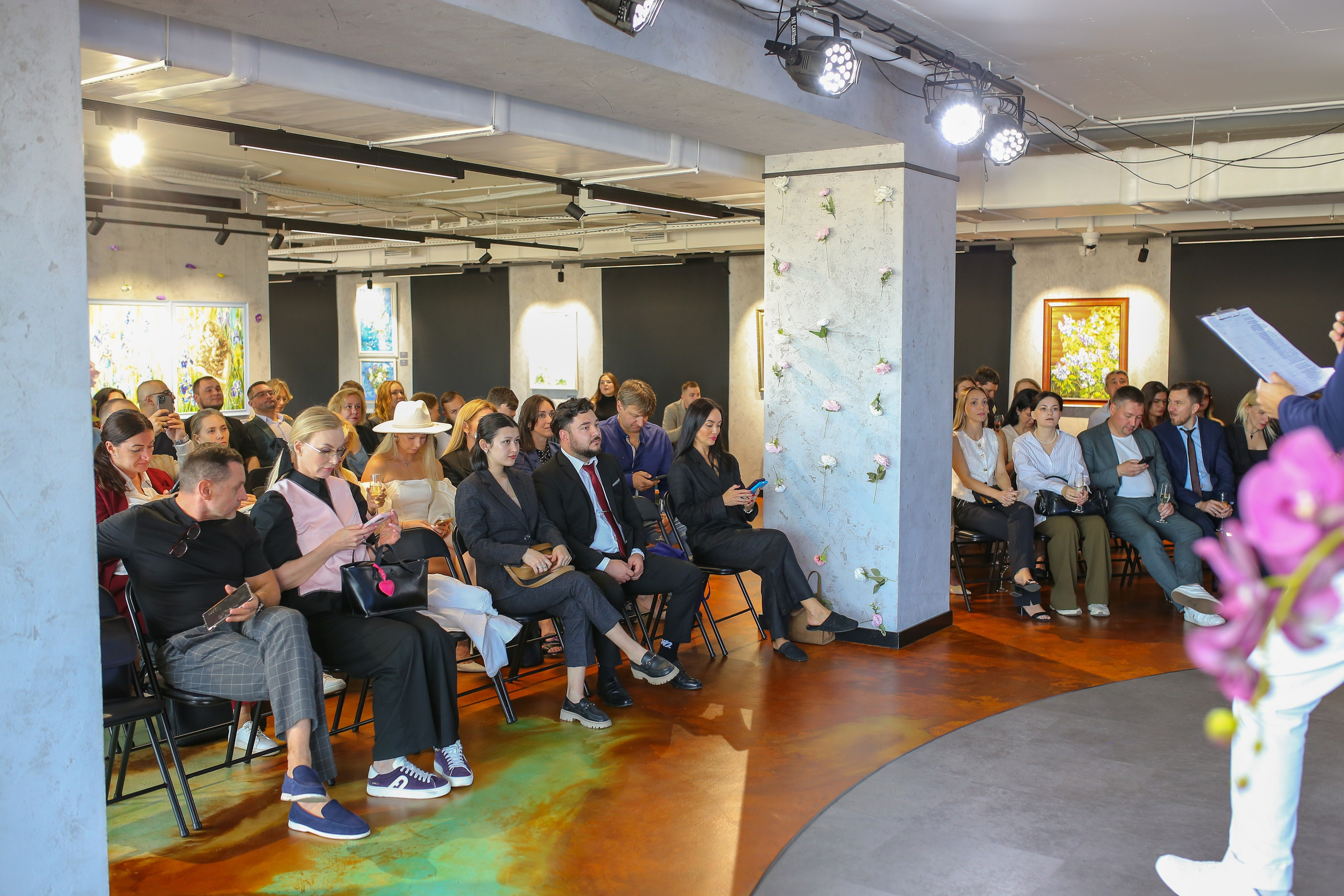 Репортаж Арт-пространство  Zarenkov Gallery, Адвекс — Новостройки, подведение итогов года. Свадебный и Репортажный фотограф в Санкт-Петербурге