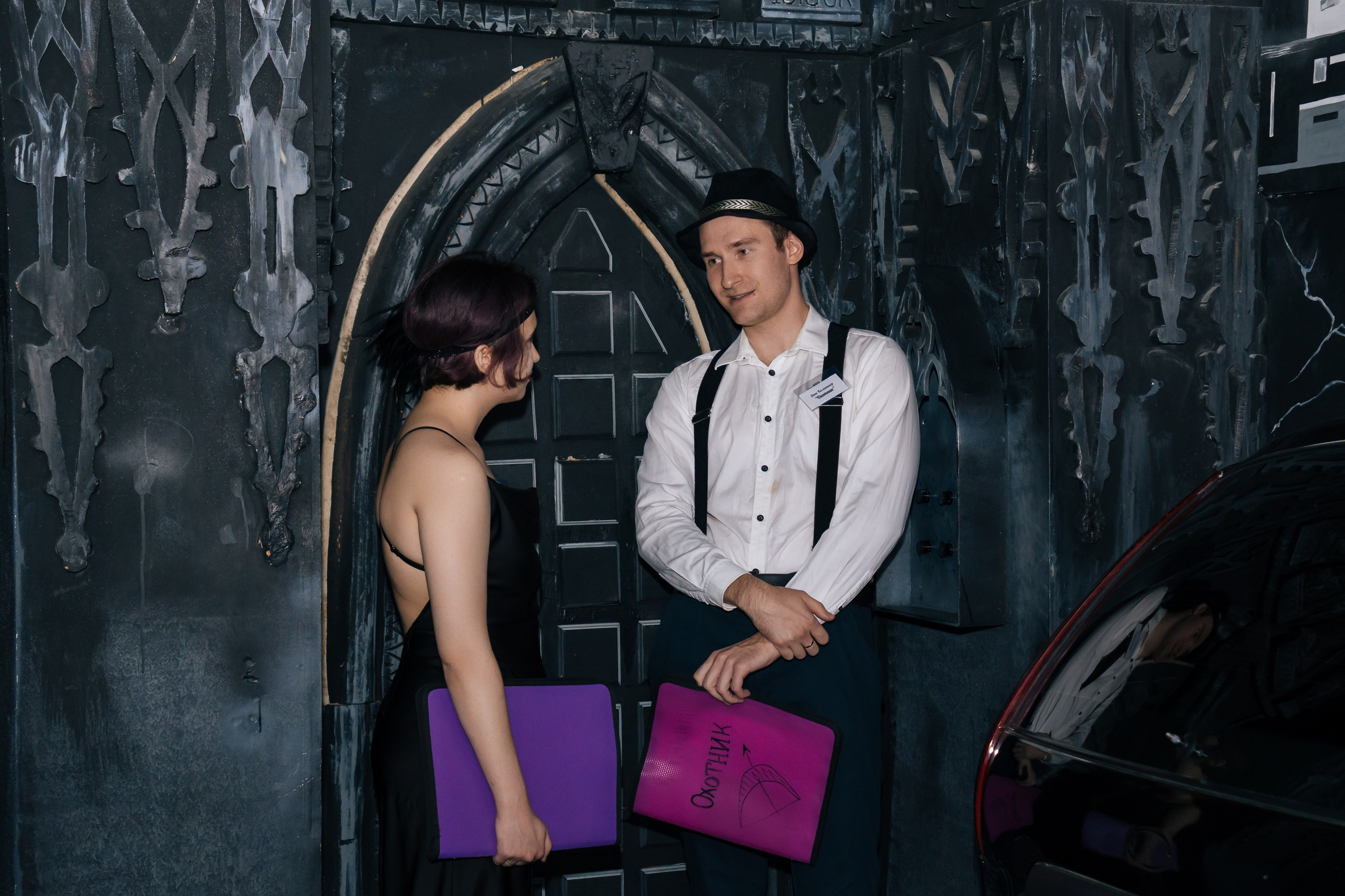 Квесты и праздники в Нелогике. Фотограф в Москве. Индивидуальные и парные съёмки, мероприятия, промо-съёмки для артистов