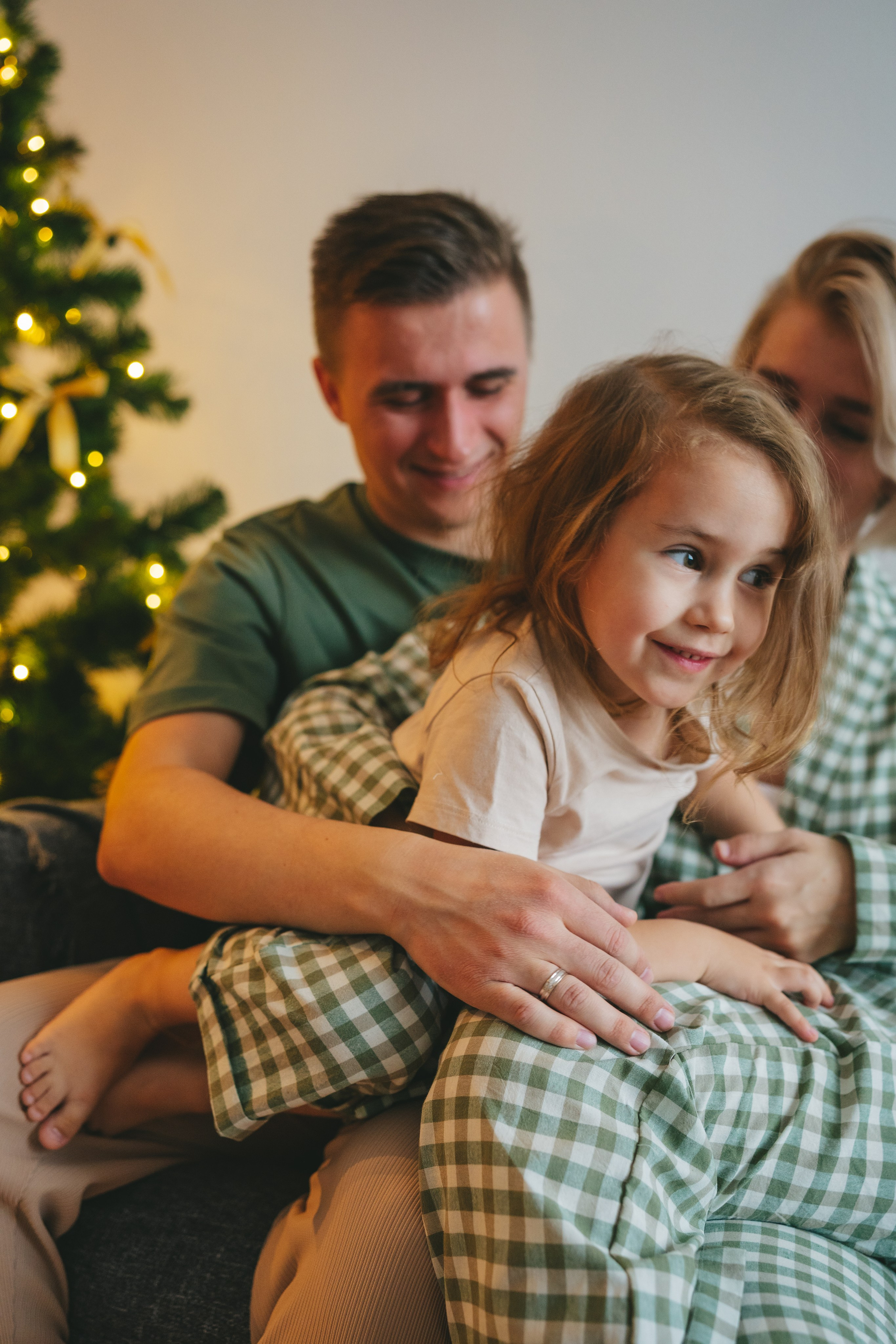 Домашняя новогодняя семейная съемка. Фотограф Екатерина Канчалаба