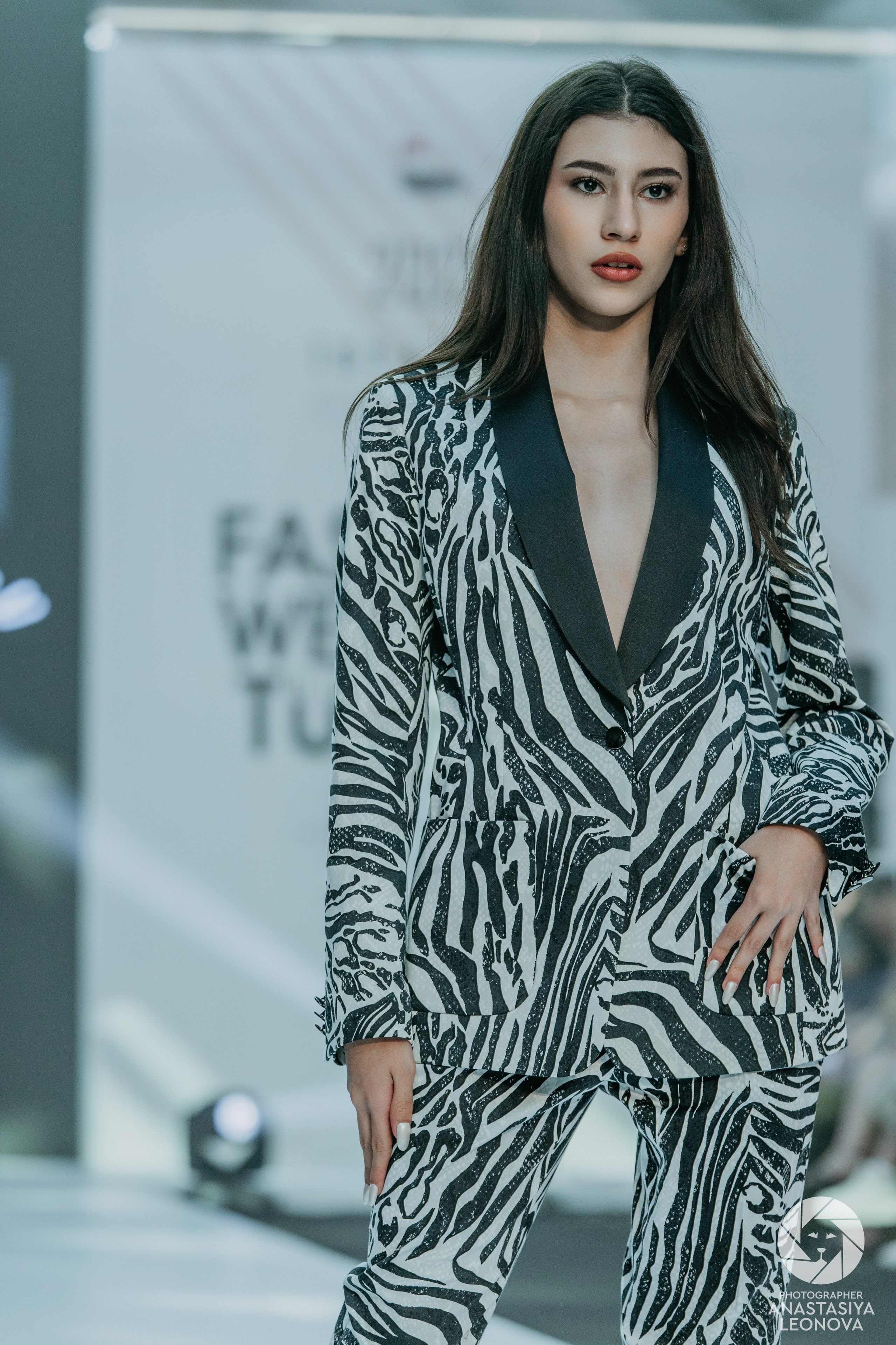 Fashion Week Türkiye [spring, 2025]. Anastasia Leonowa