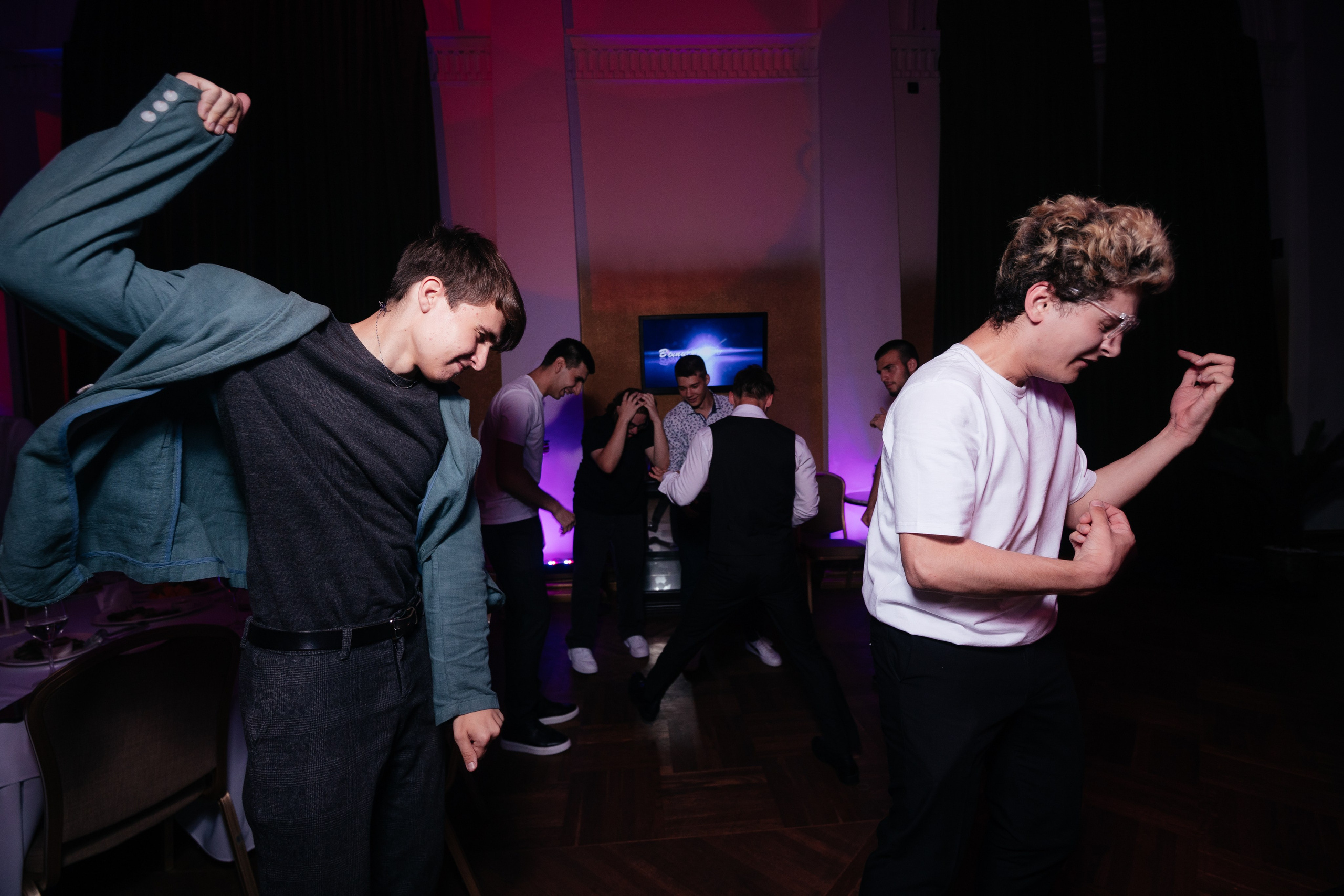 Выпускной 11 класс. Фотограф Крохин Олег