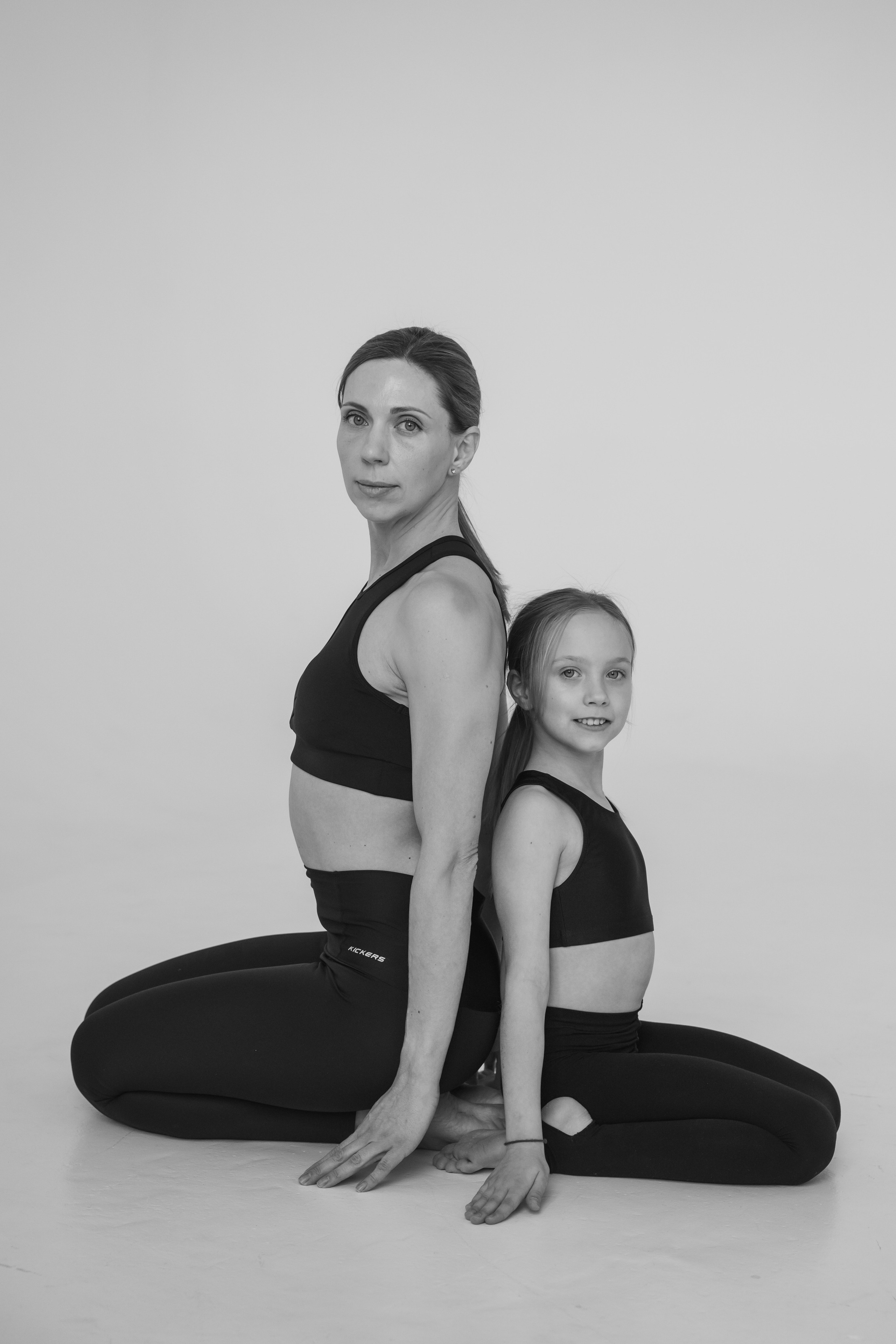 Мама и дочь. Главная