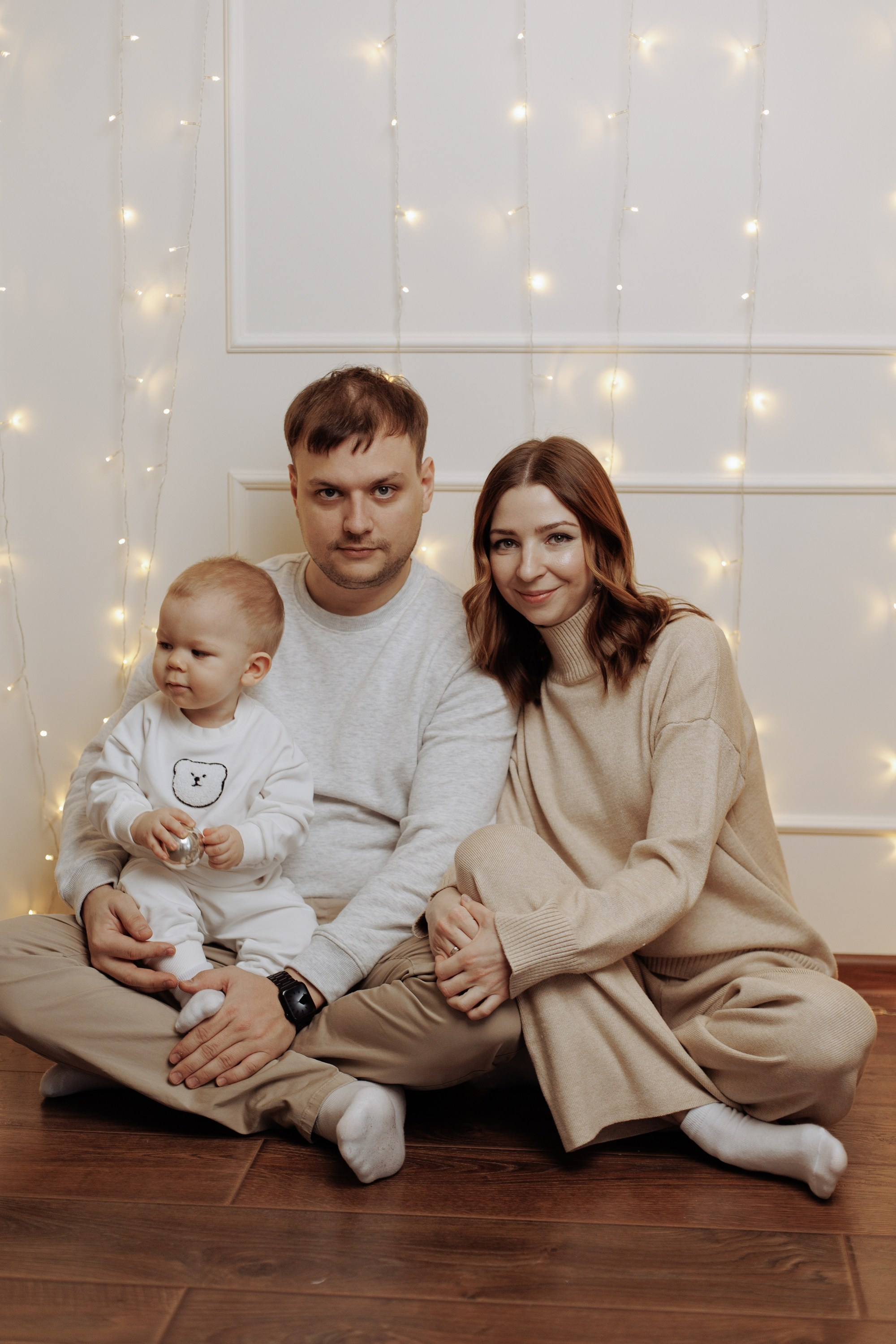 Семейная фотосессия «студия». Свадебный фотограф