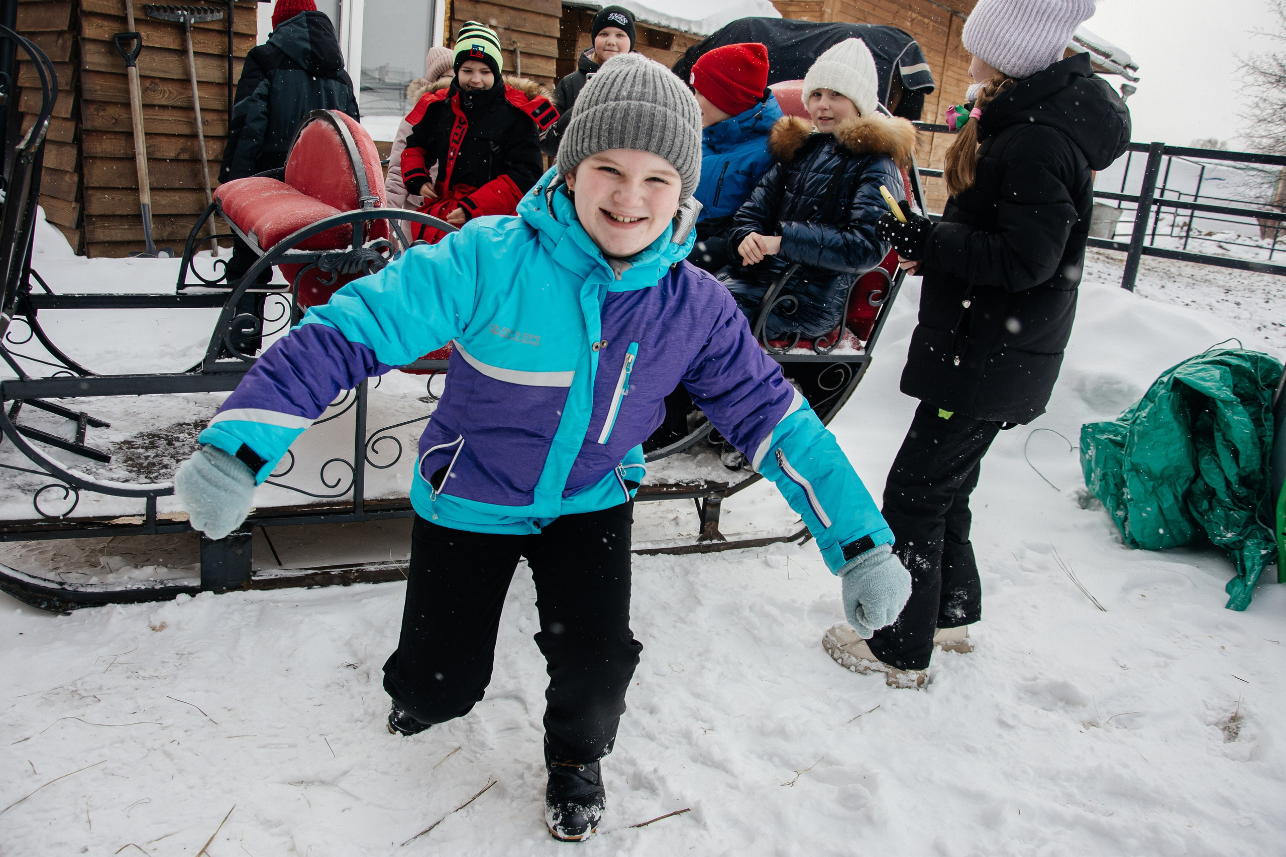 Детская прогулка. Фотограф на все случаи
