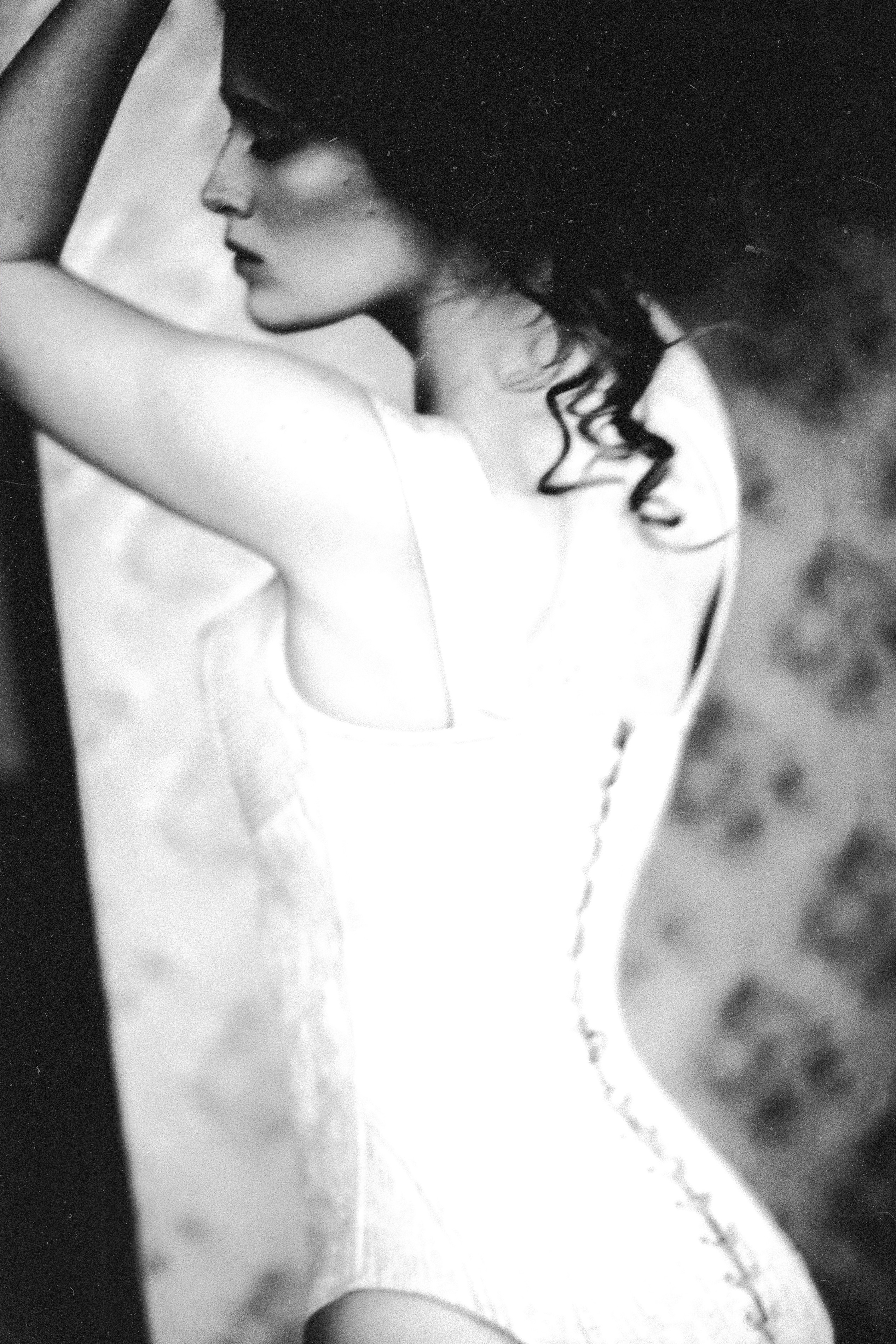 Poya. Victoria Reitblat. Sensual portrait