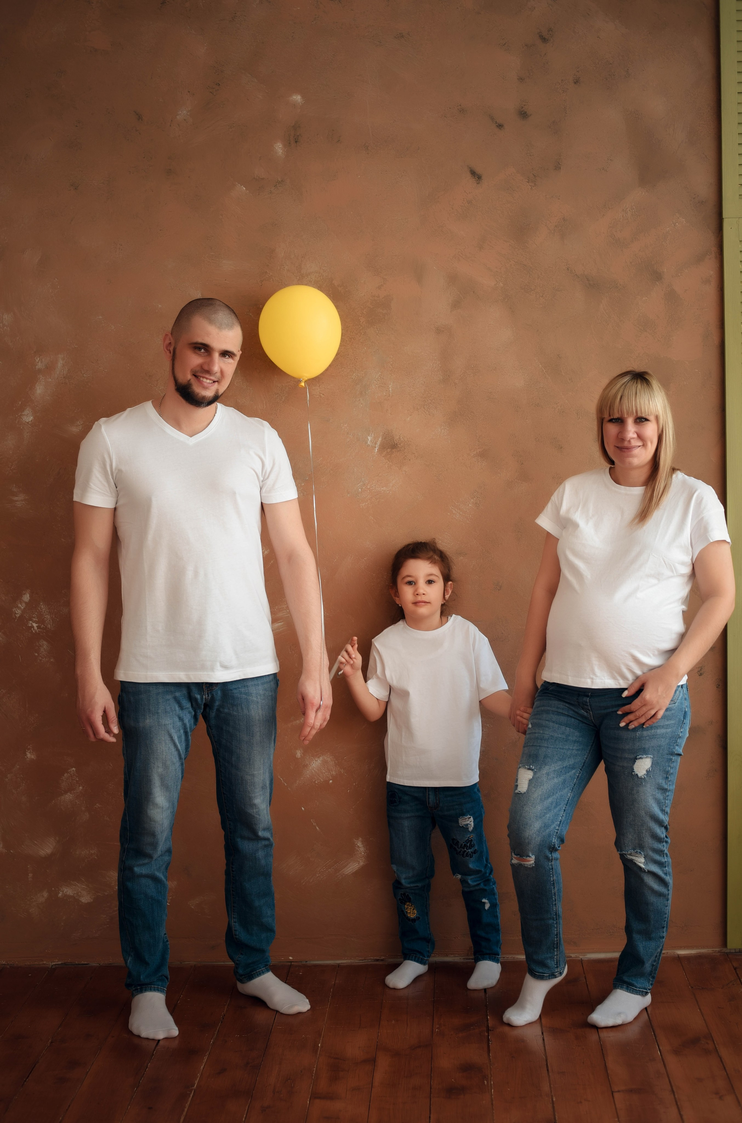 Фотосессия беременности (семейная съемка). Свадебный, семейный, детский, контент фотограф в Омске Максим Ильин