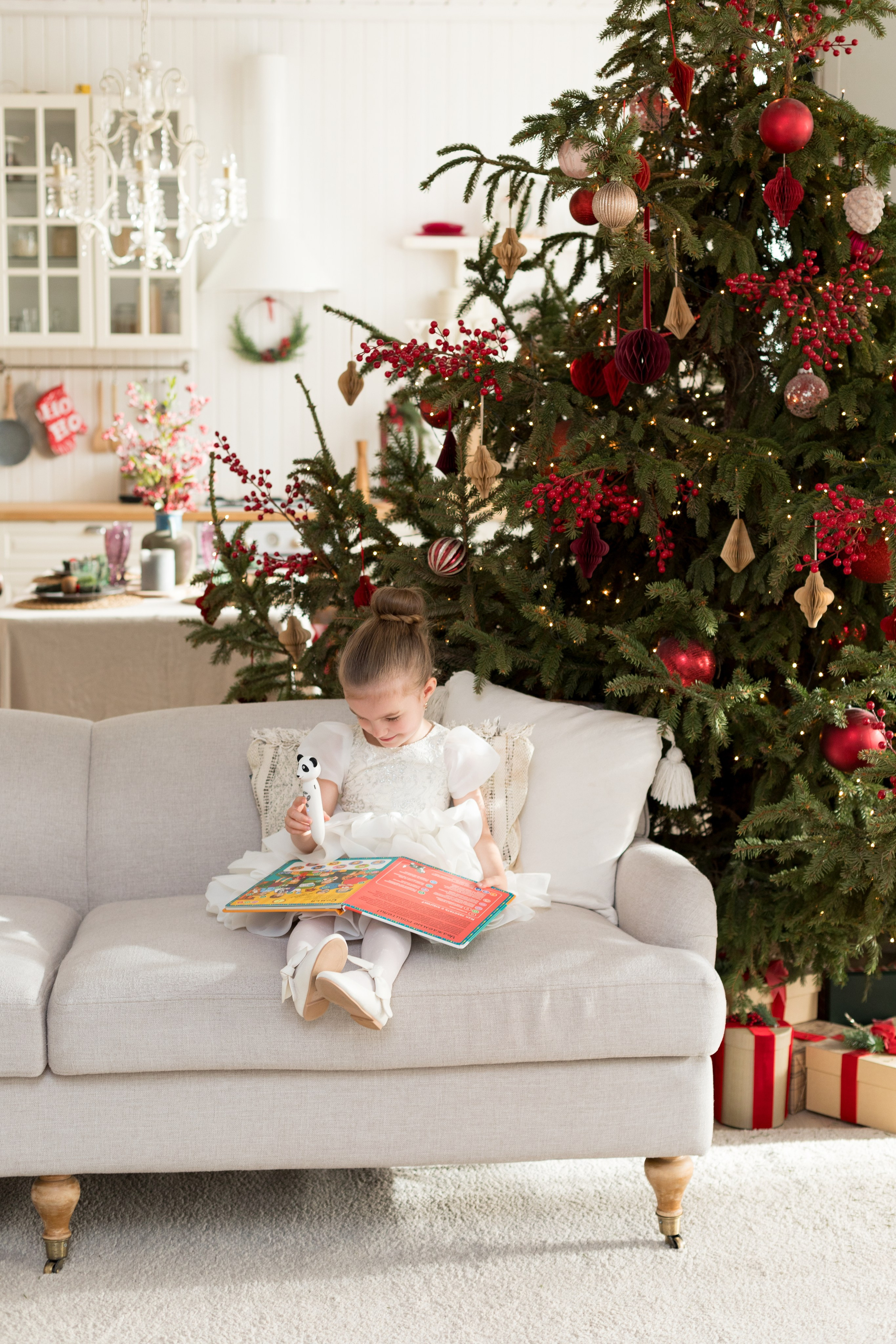 Новогодняя фотосессия для детского бренда. Детский и контент фотограф Надя Волкова Санкт-Петербург