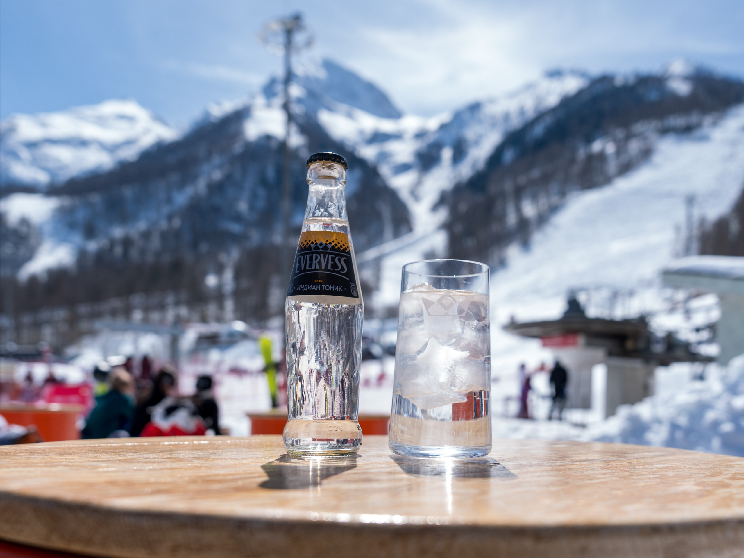 Компания «EVERVESS»: отчет с точек продаж на курортах Красной Поляны. Репортажный фотограф в Красной Поляне и Сочи Павлюченко Екатерина