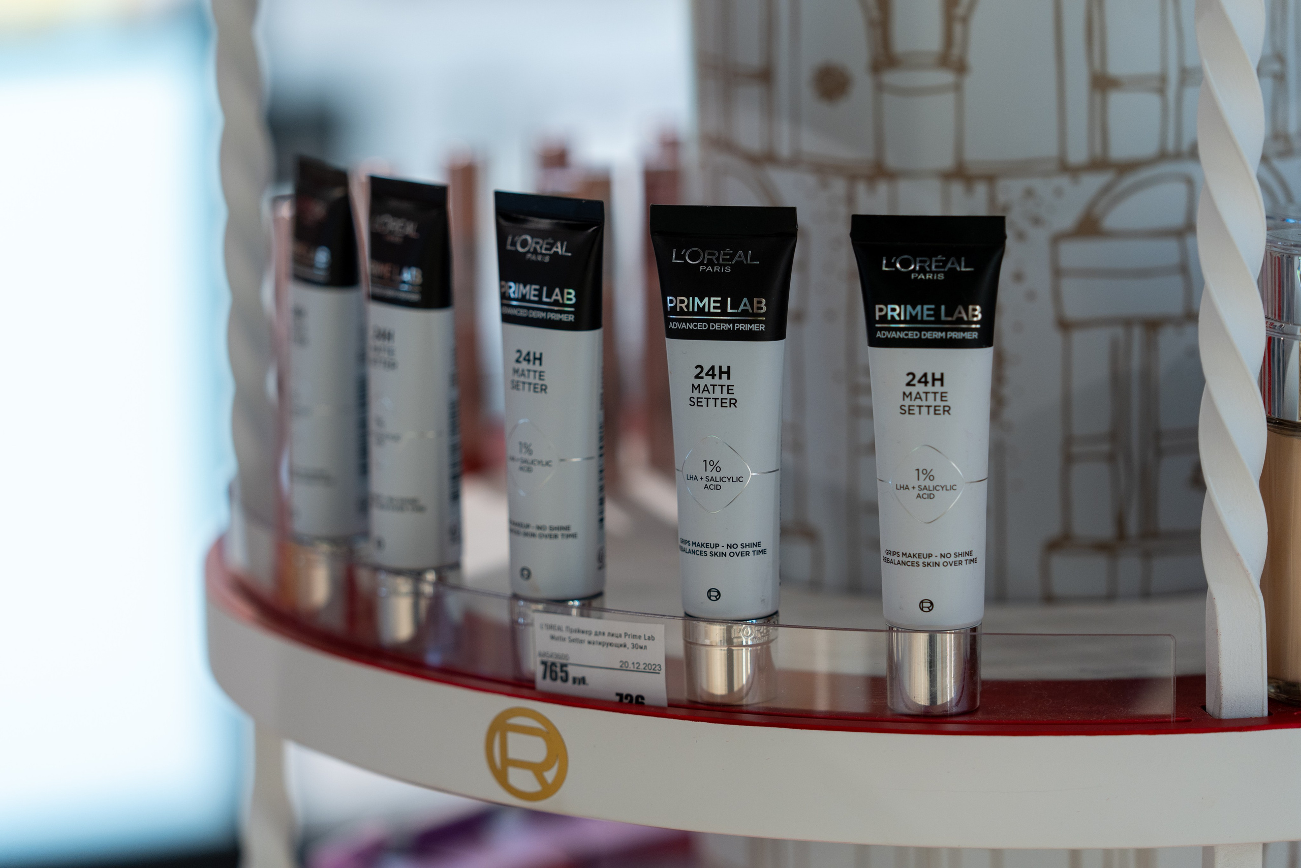 Отчет партнерской интеграции Loreal в магазинах Рив Гош. Репортажный фотограф в Красной Поляне и Сочи Павлюченко Екатерина