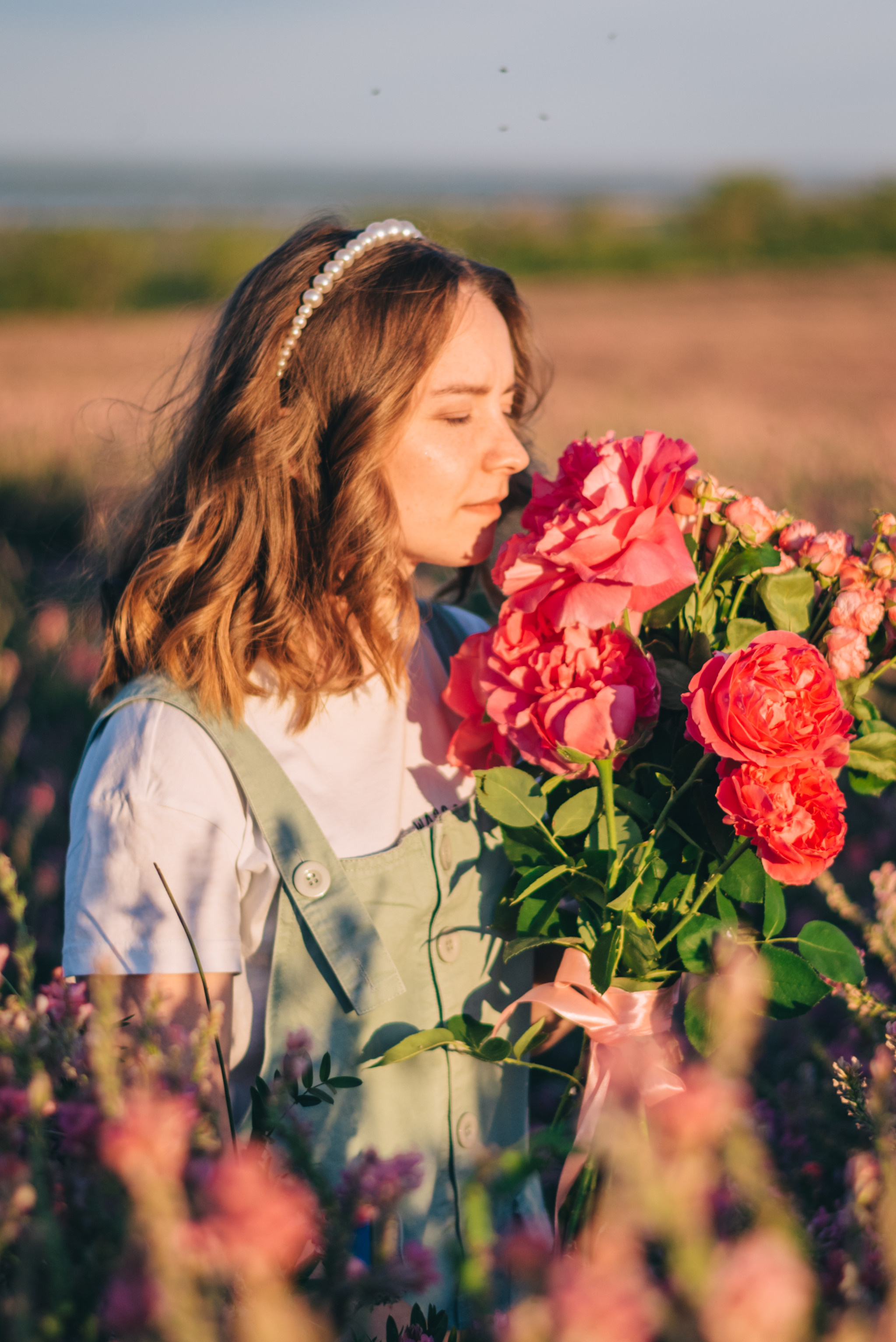 Прогулка в поле Лиза и Вика. Семейный фотограф Саратов Маргарита Куликова